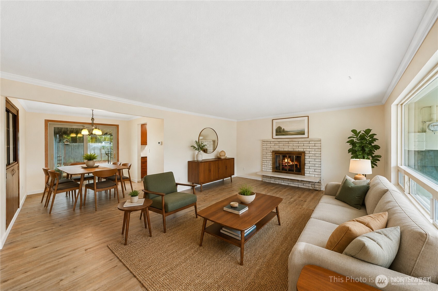237 Y Street Property Photo 4