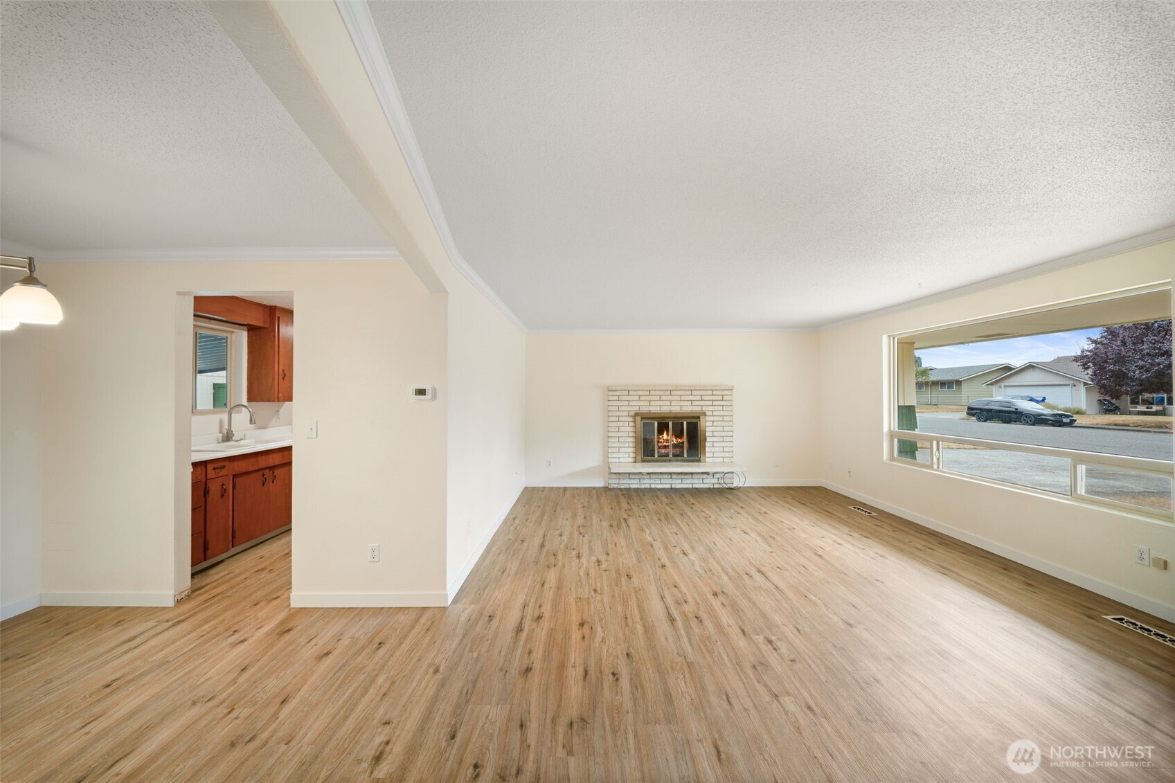 237 Y Street Property Photo 8