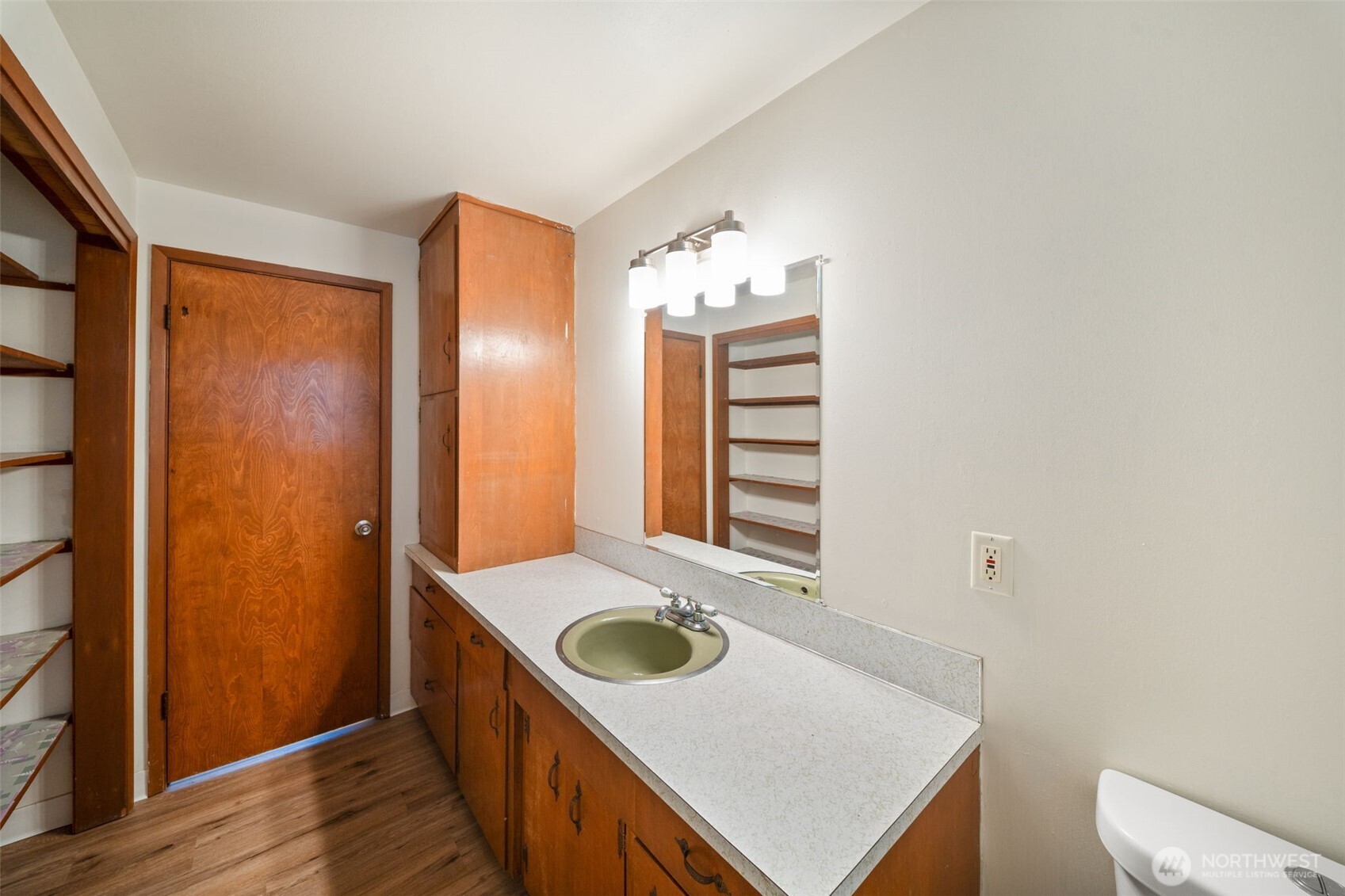 237 Y Street Property Photo 23
