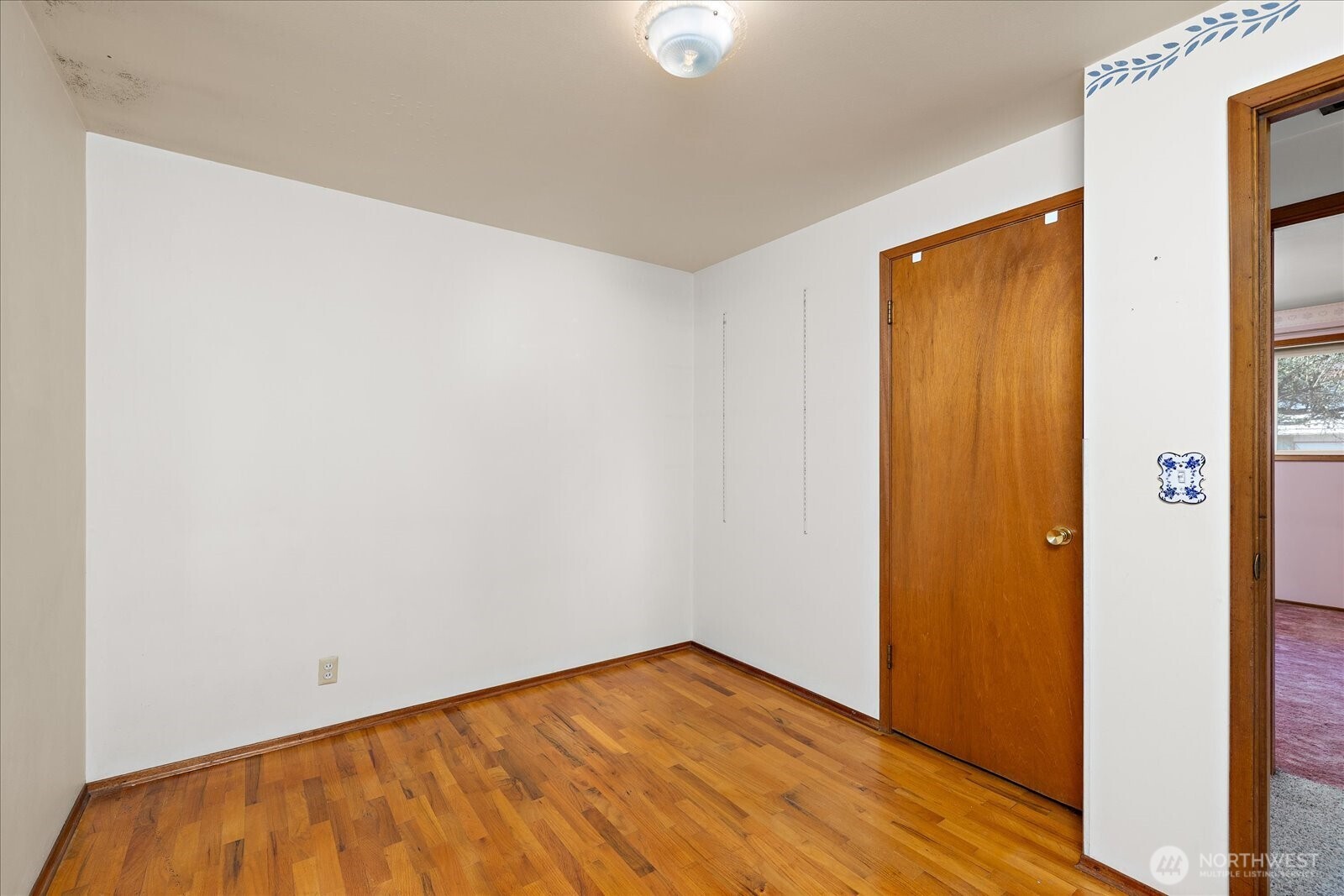 19233 83rd Place Property Photo 20
