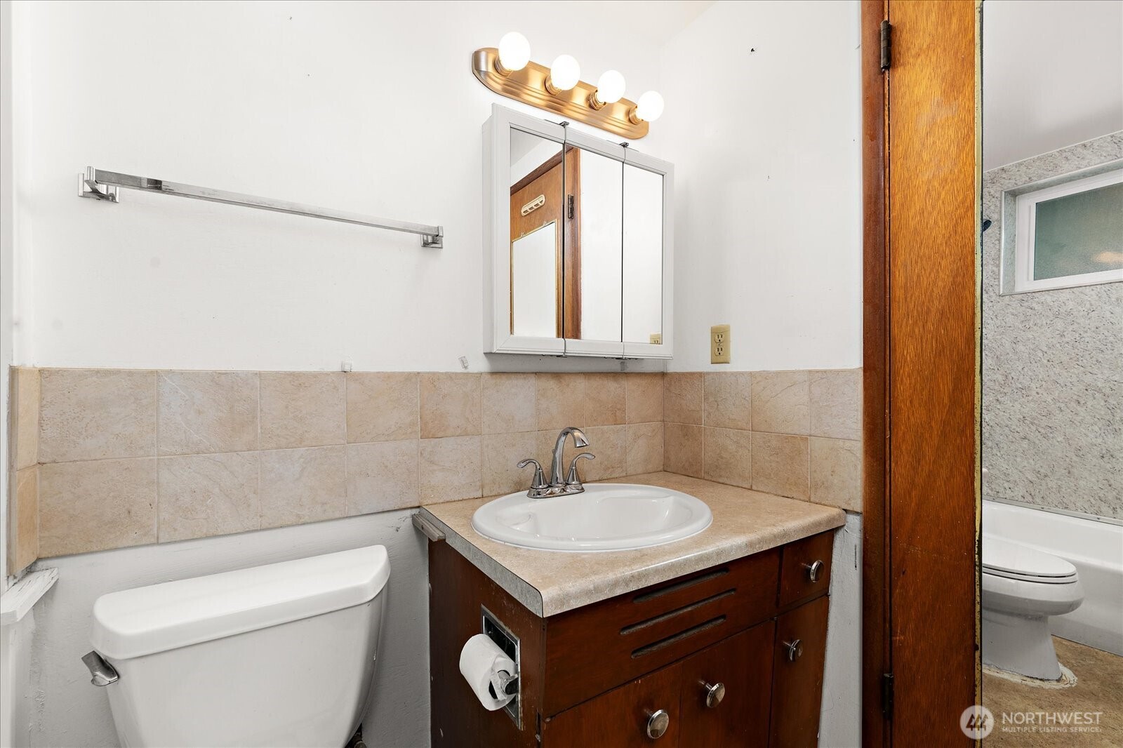 19233 83rd Place Property Photo 23