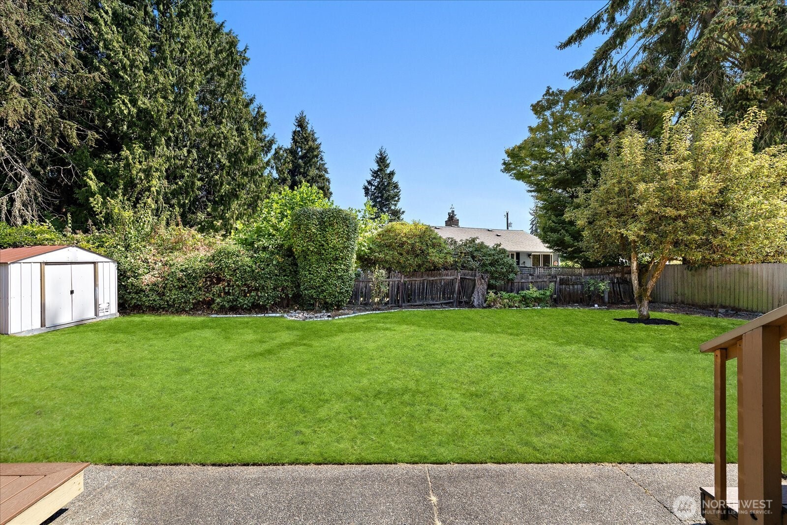 19233 83rd Place Property Photo 36