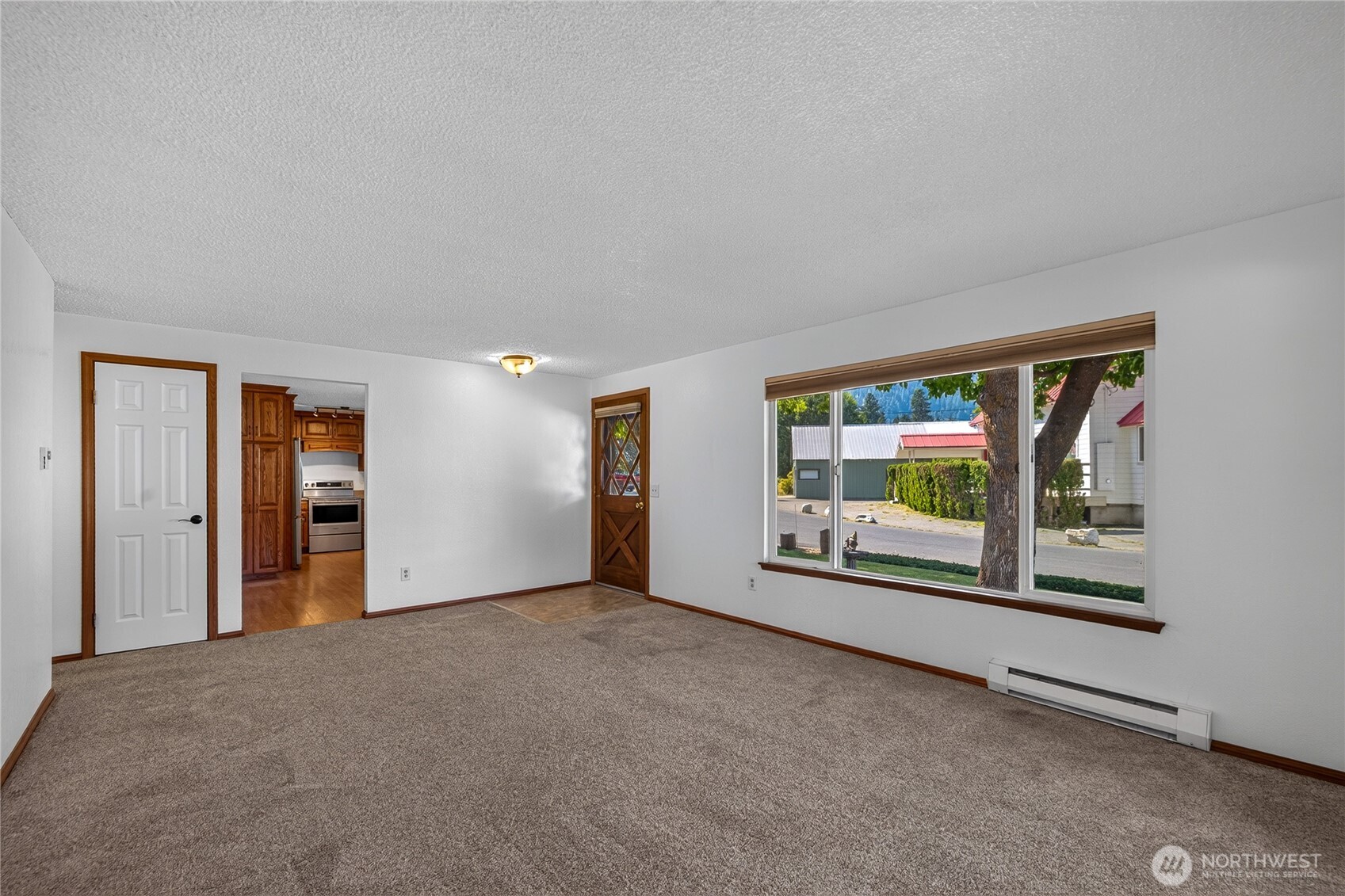 110 Central Avenue Property Photo 4