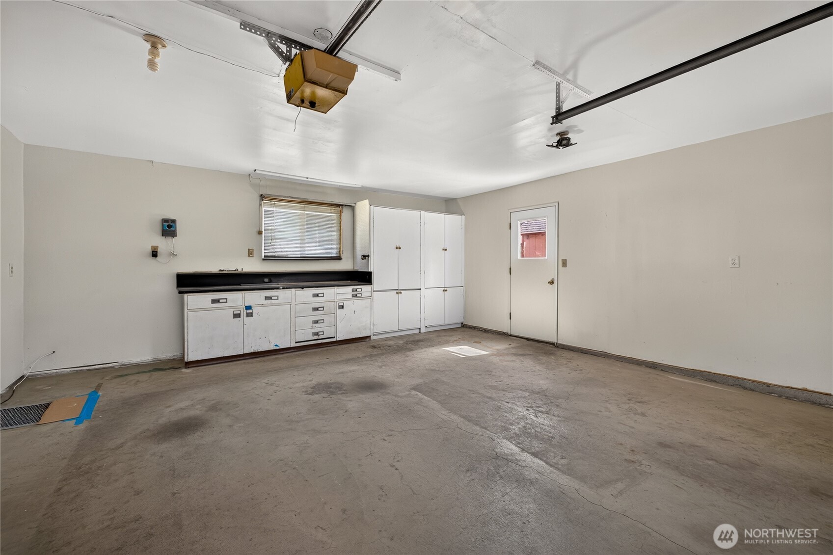 110 Central Avenue Property Photo 18