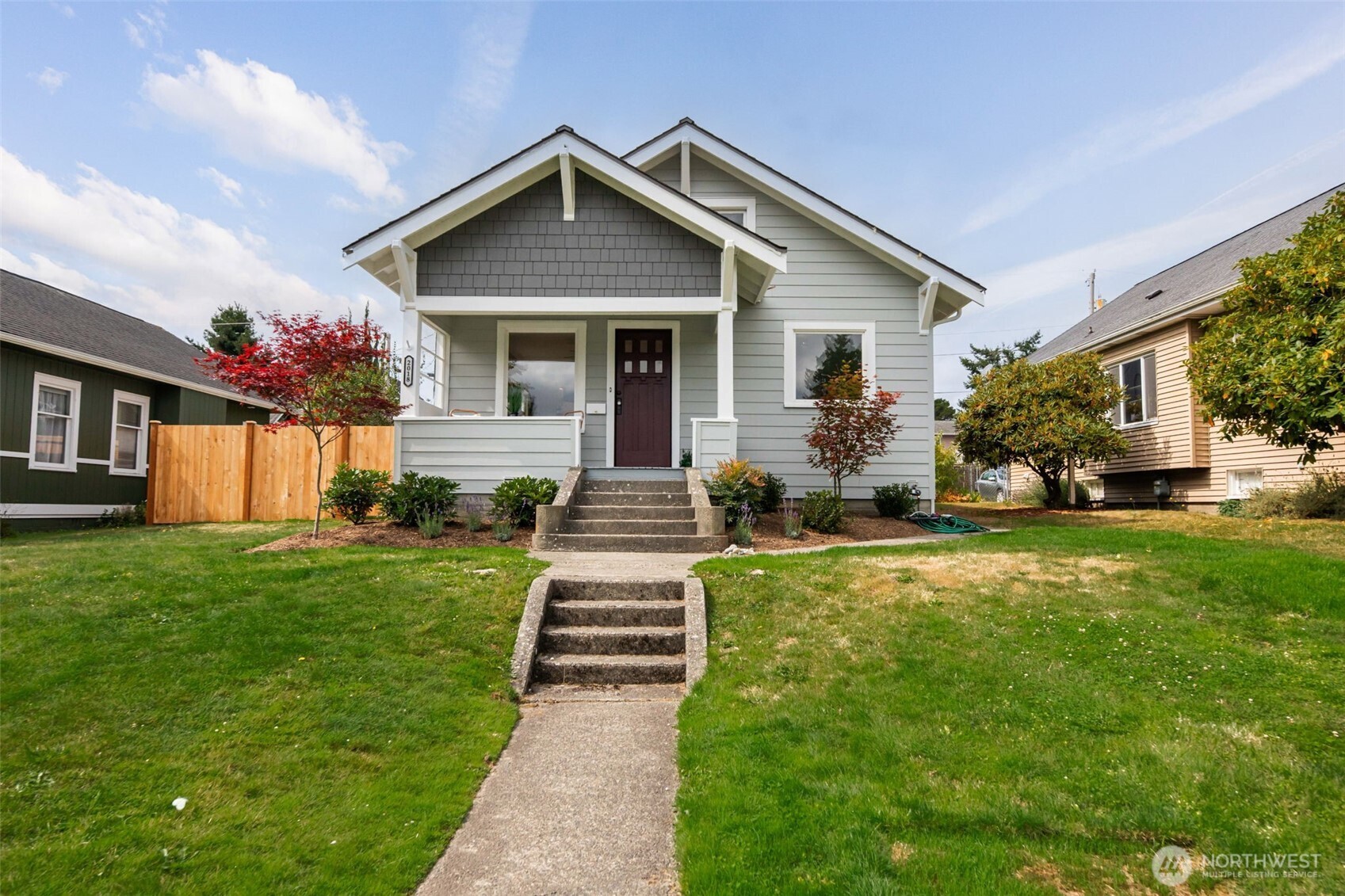 2018 Oakes Avenue Property Photo 1