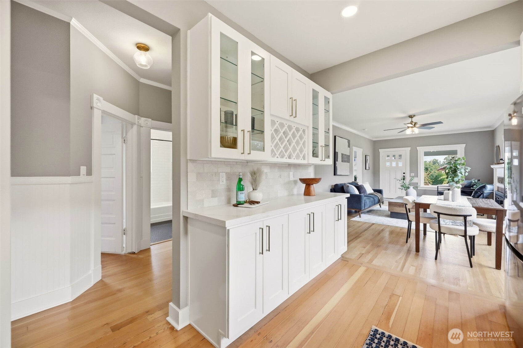 2018 Oakes Avenue Property Photo 10