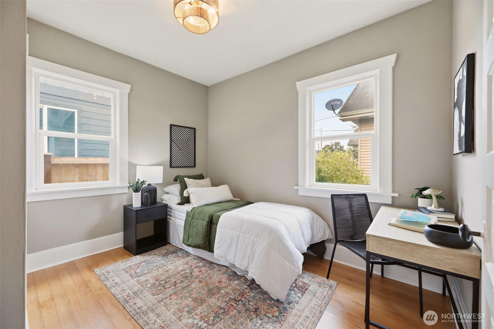2018 Oakes Avenue Property Photo 12