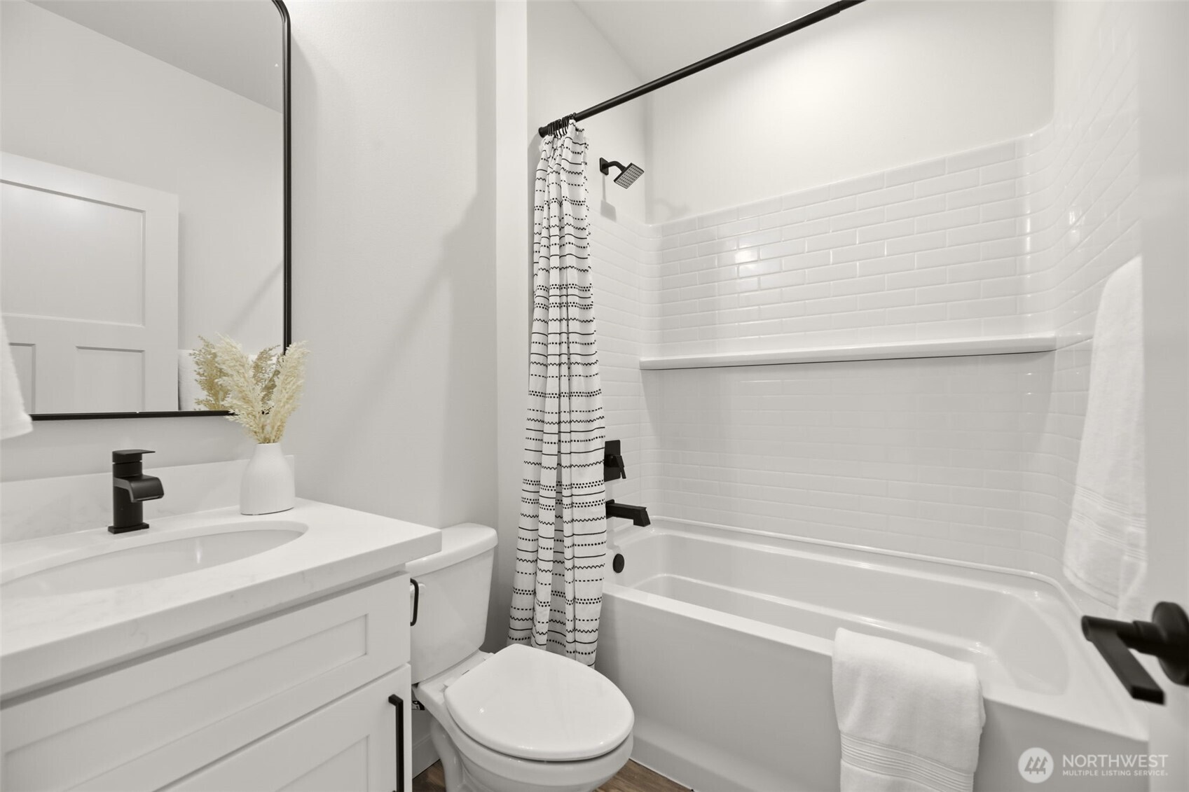 2018 Oakes Avenue Property Photo 18