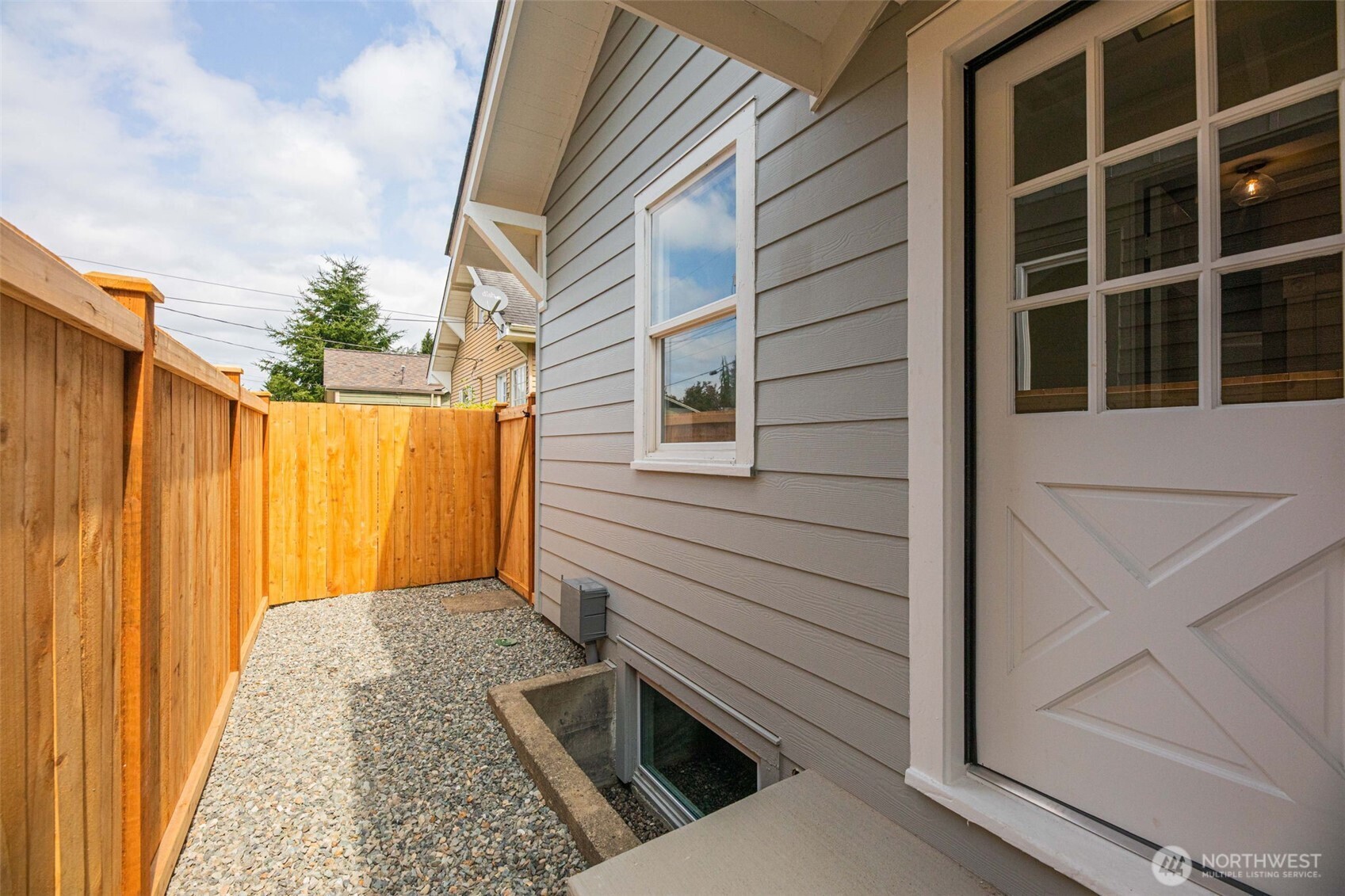 2018 Oakes Avenue Property Photo 22