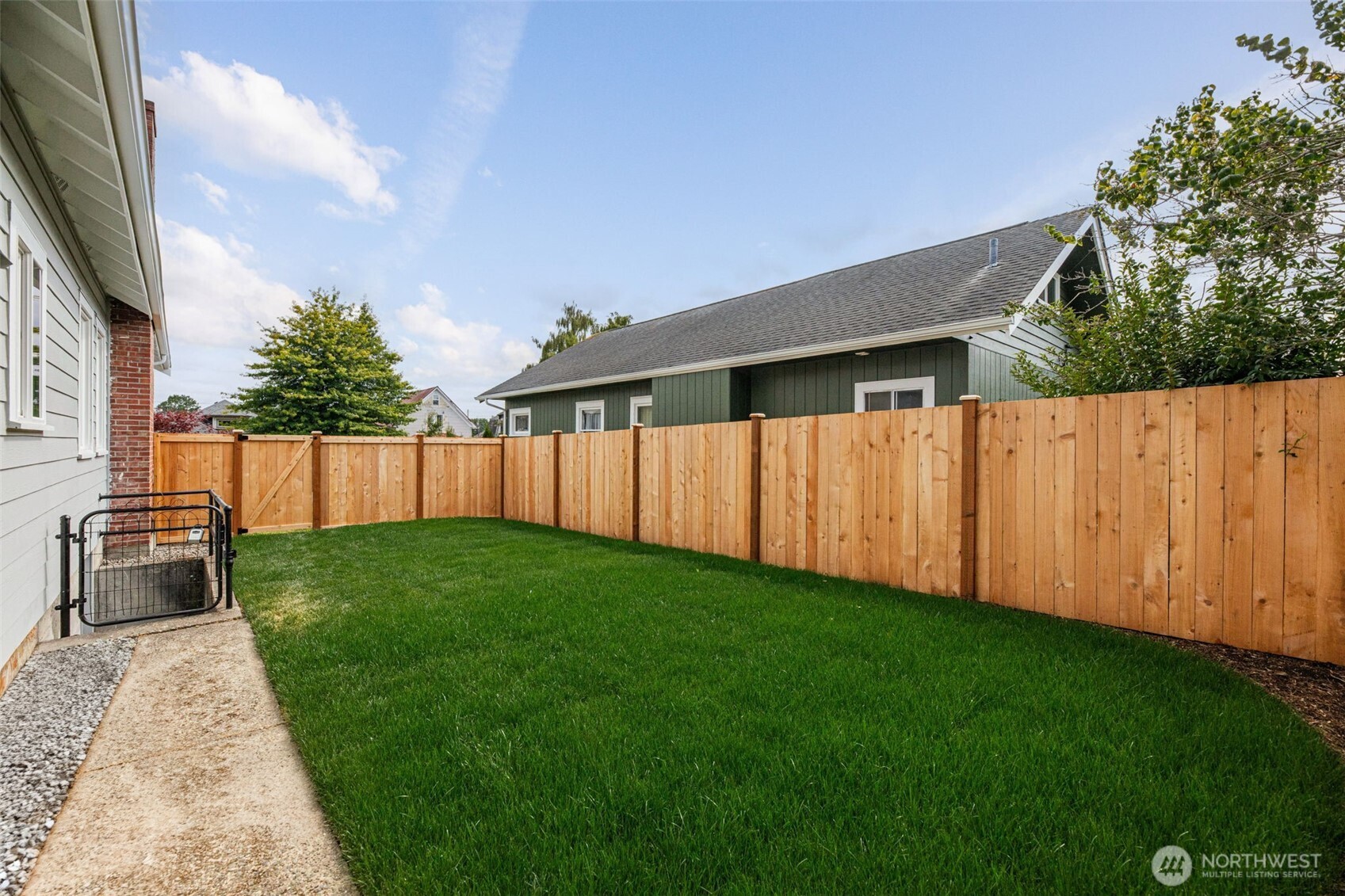 2018 Oakes Avenue Property Photo 28