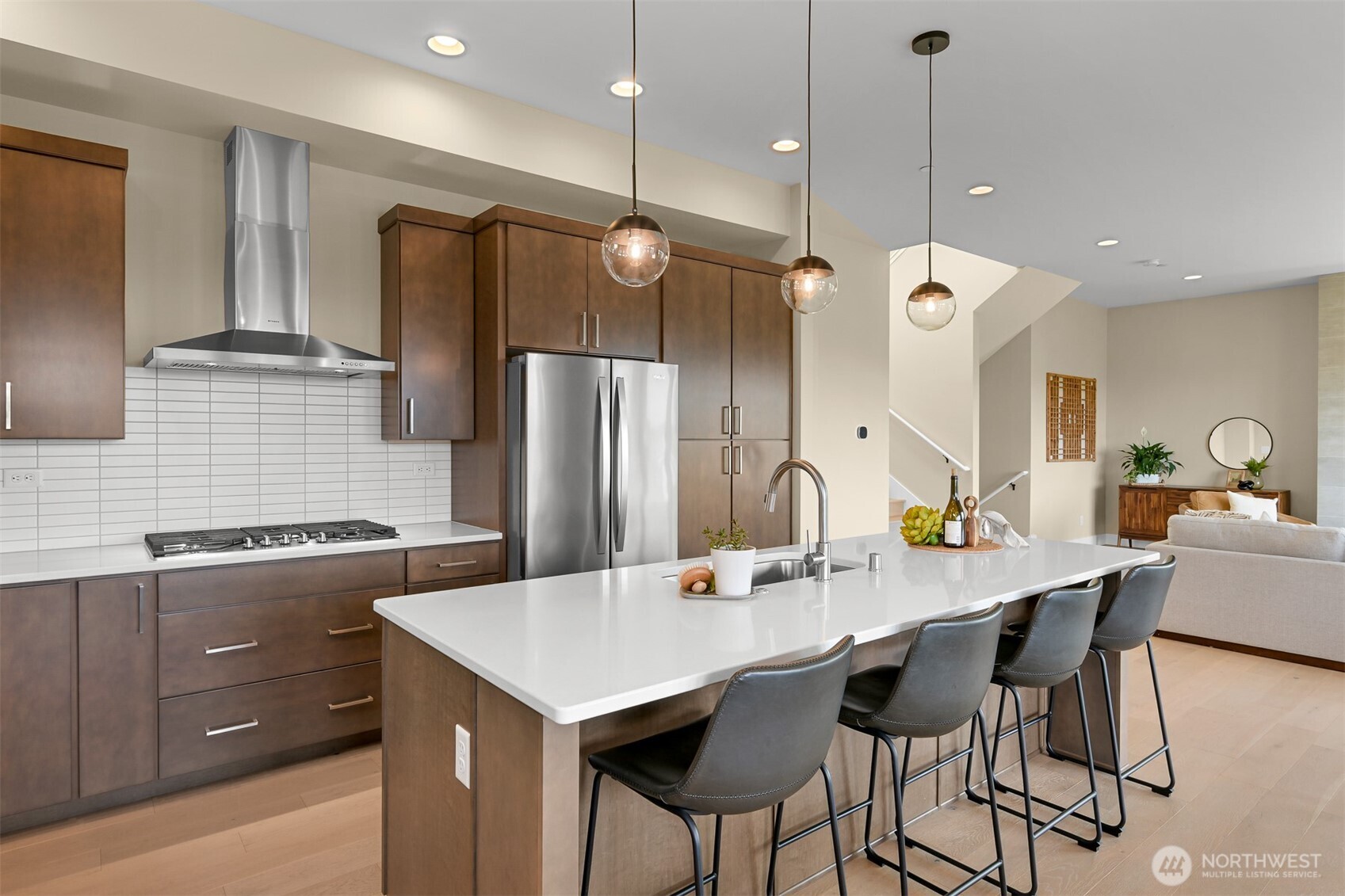 3414 Sussex Drive Property Photo 17