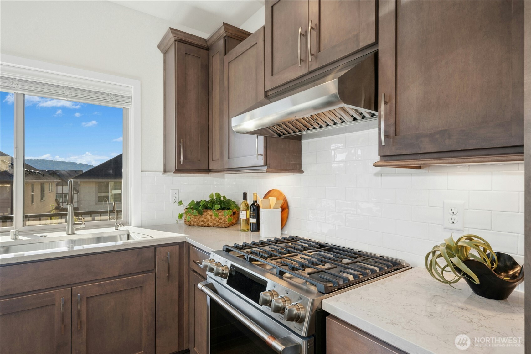 1085 6th Walk Property Photo 13
