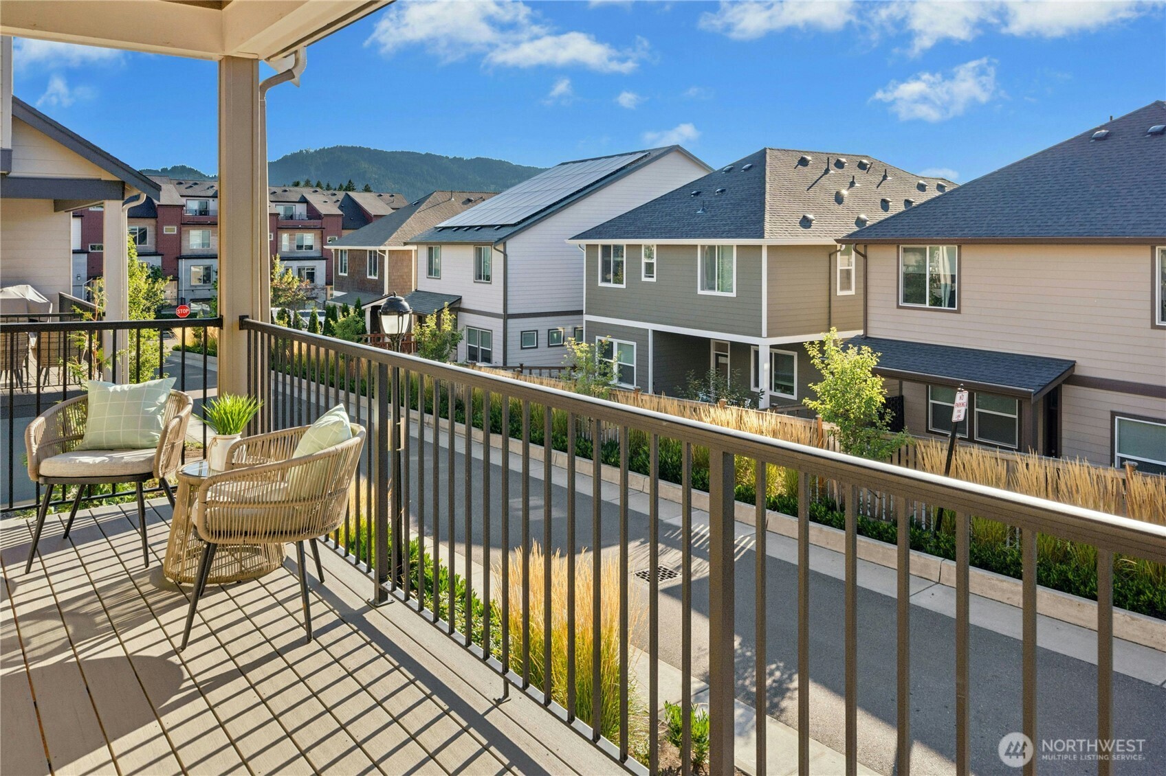 1085 6th Walk Property Photo 14