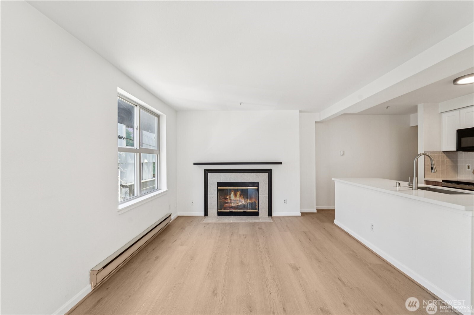 769 Hayes Street 405 Property Photo 8