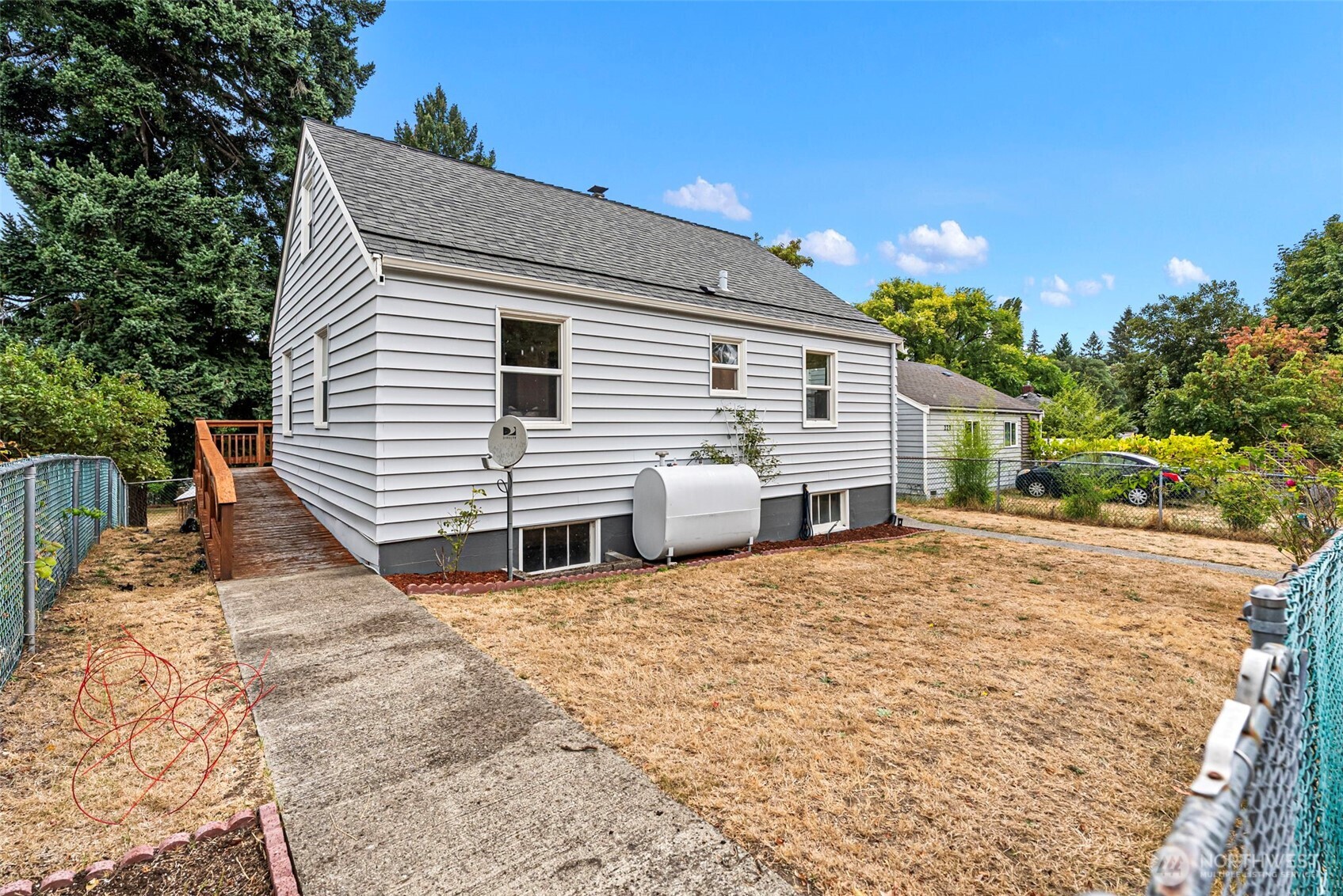 224 Bremerton Boulevard Property Photo 22