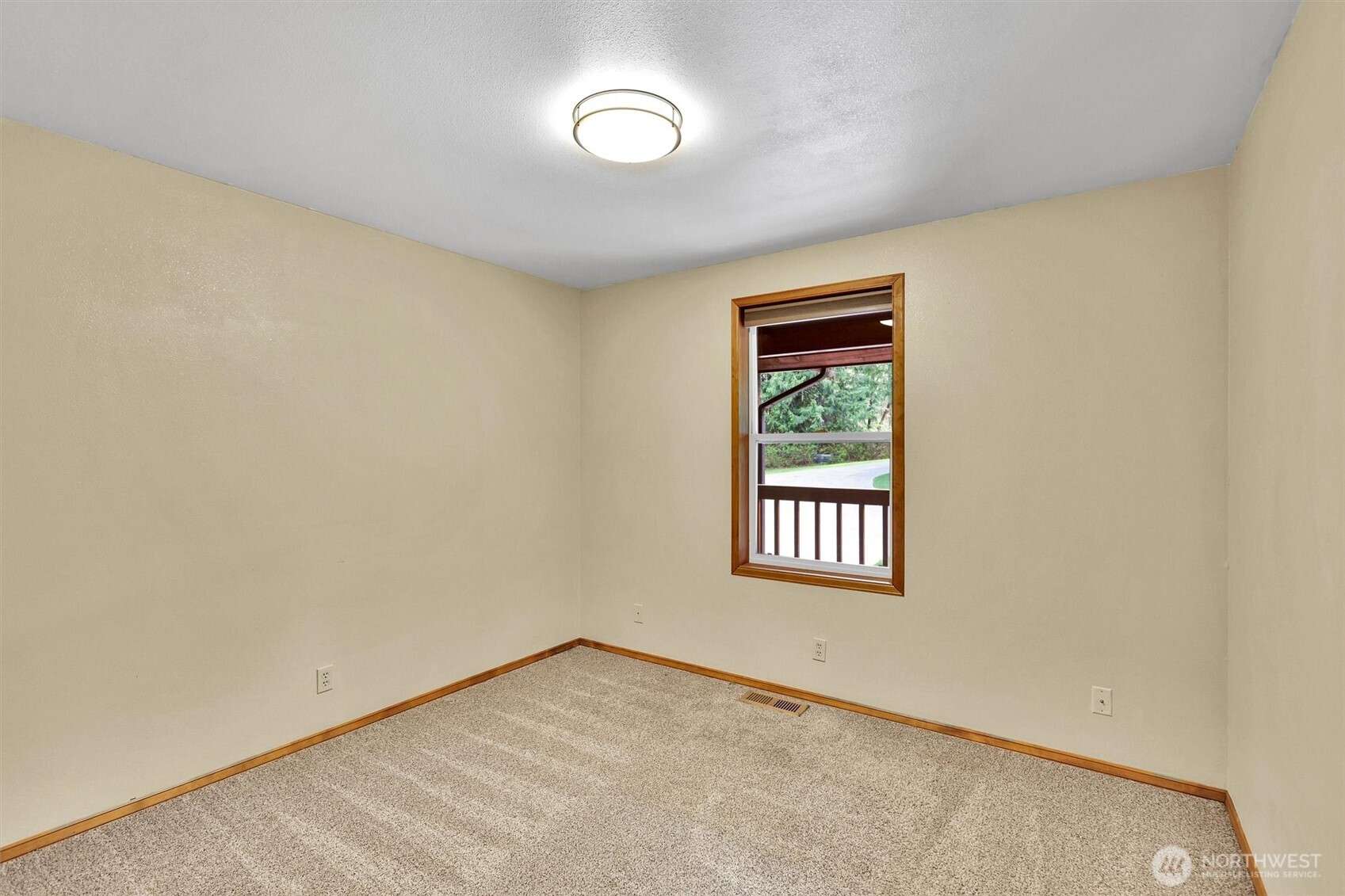 22926 276th Avenue Property Photo 11