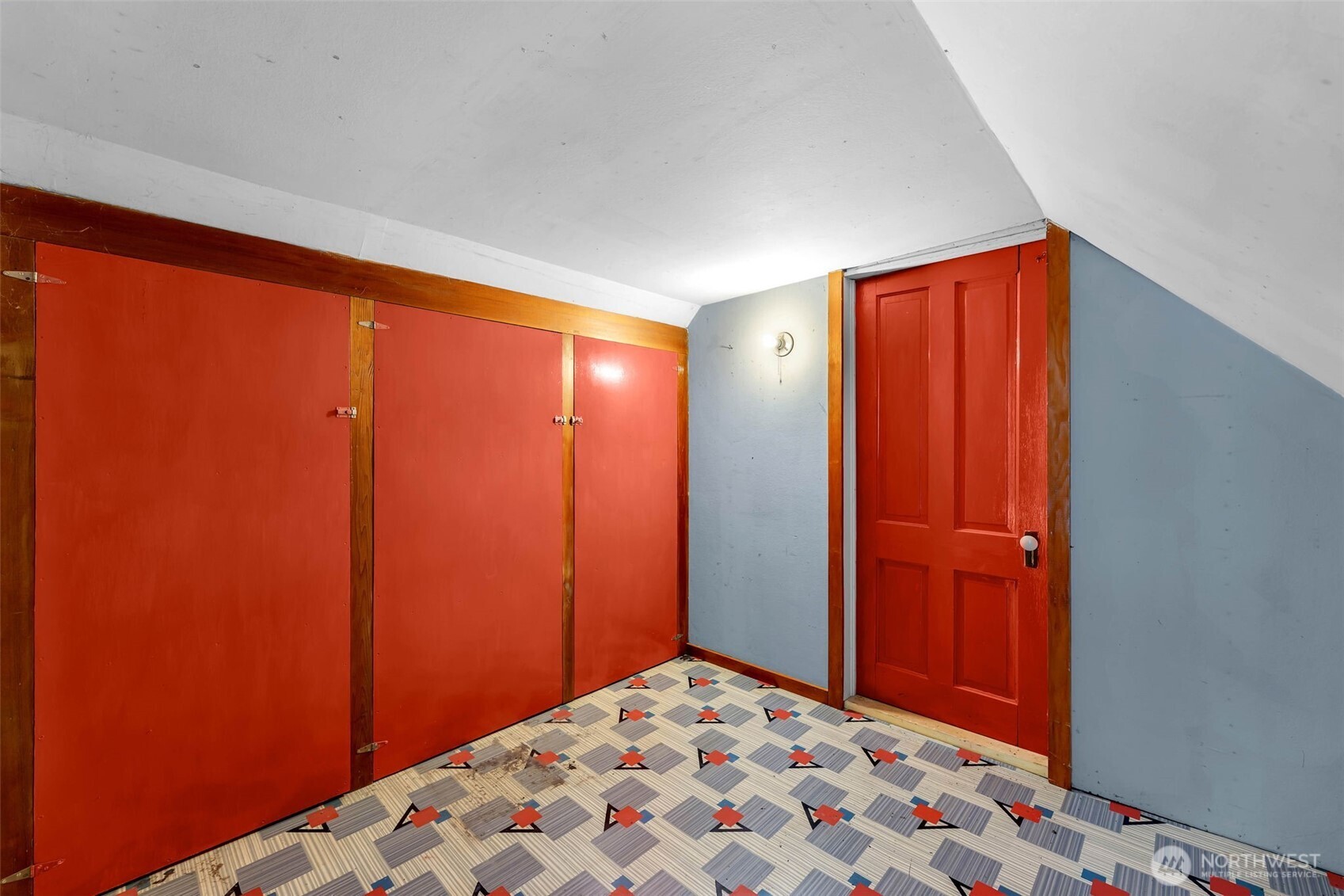 211 Young Road Property Photo 5