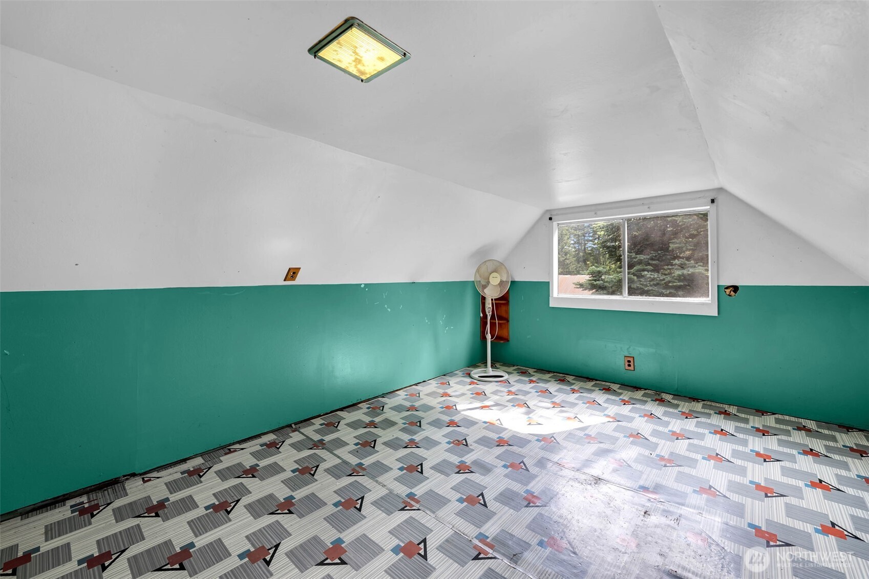 211 Young Road Property Photo 6