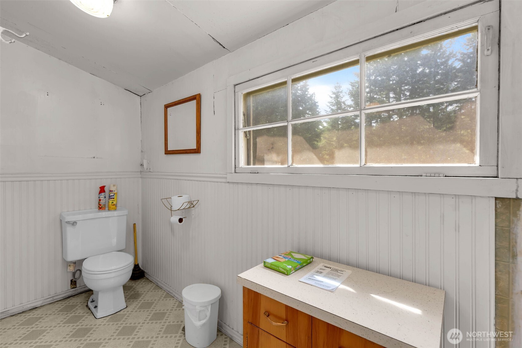 211 Young Road Property Photo 7