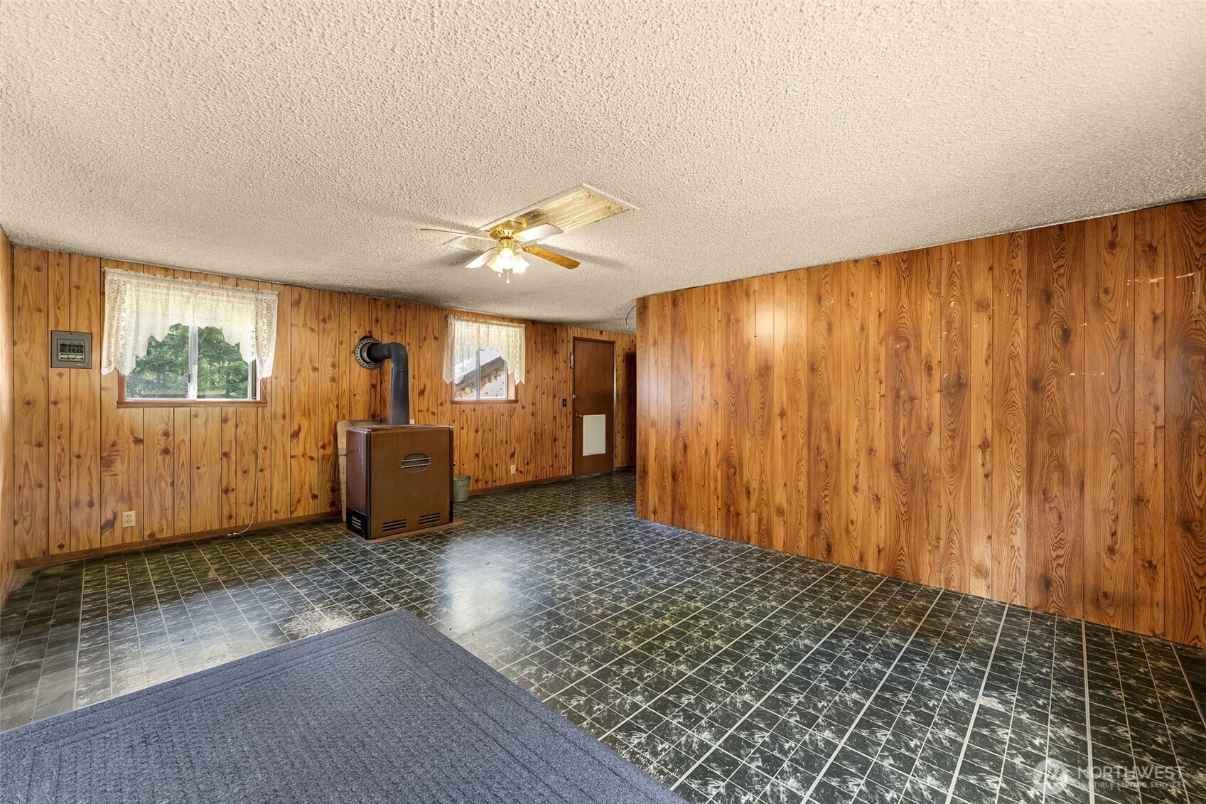 211 Young Road Property Photo 11