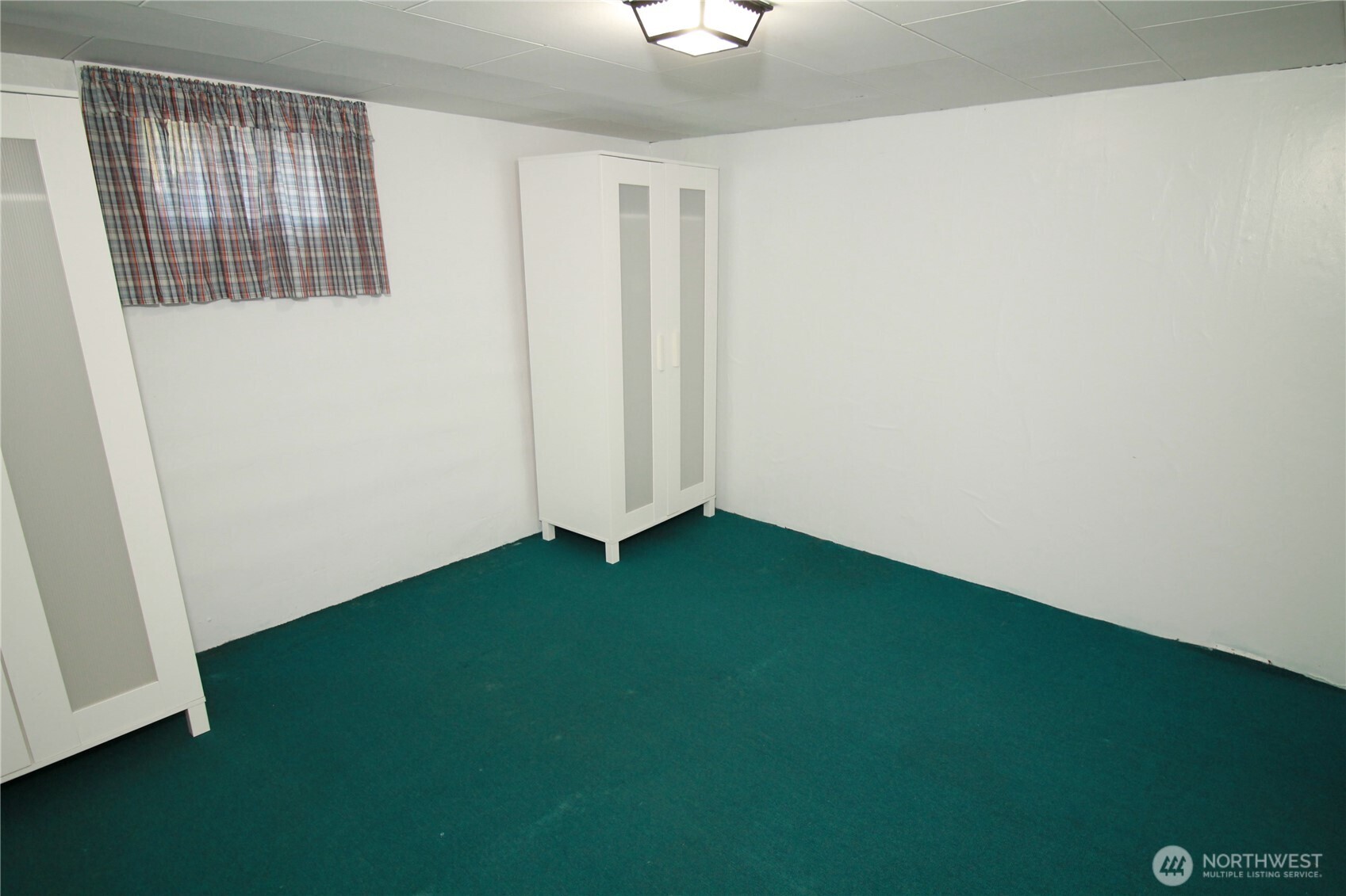 411 S Sprague Street Property Photo 27