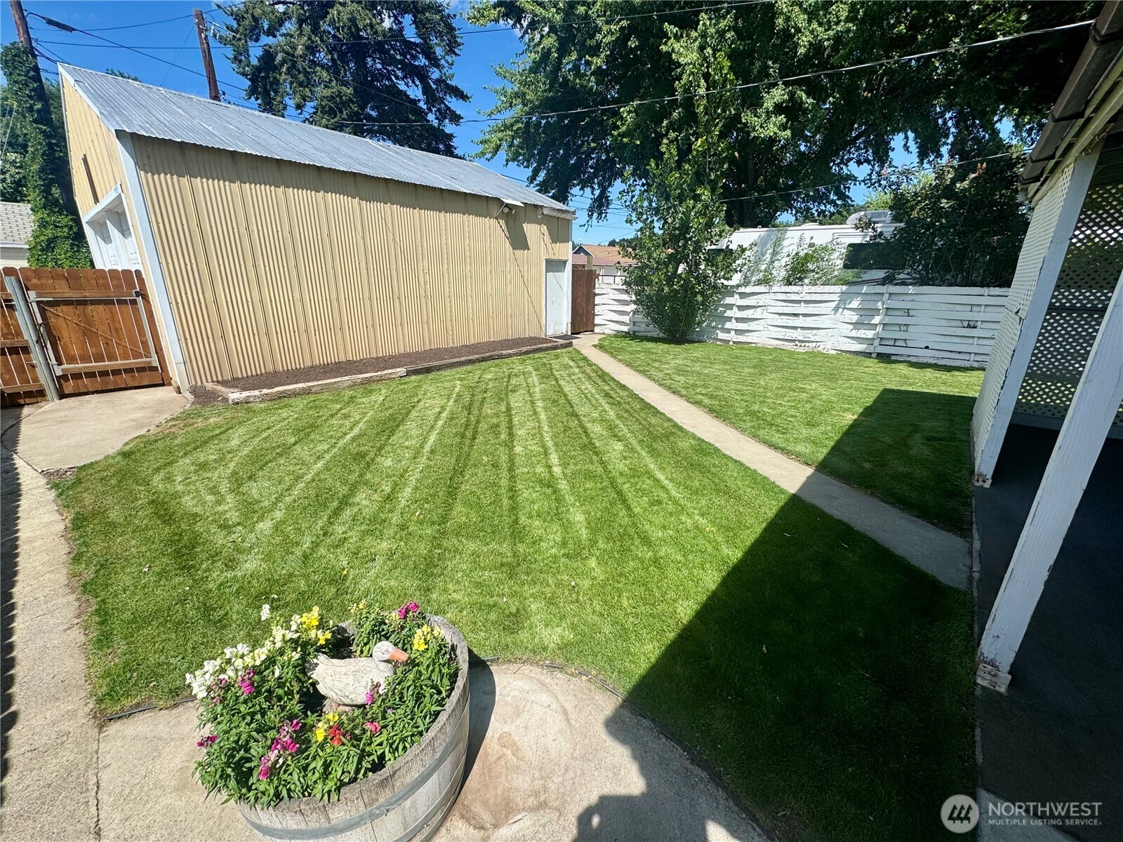 411 S Sprague Street Property Photo 34