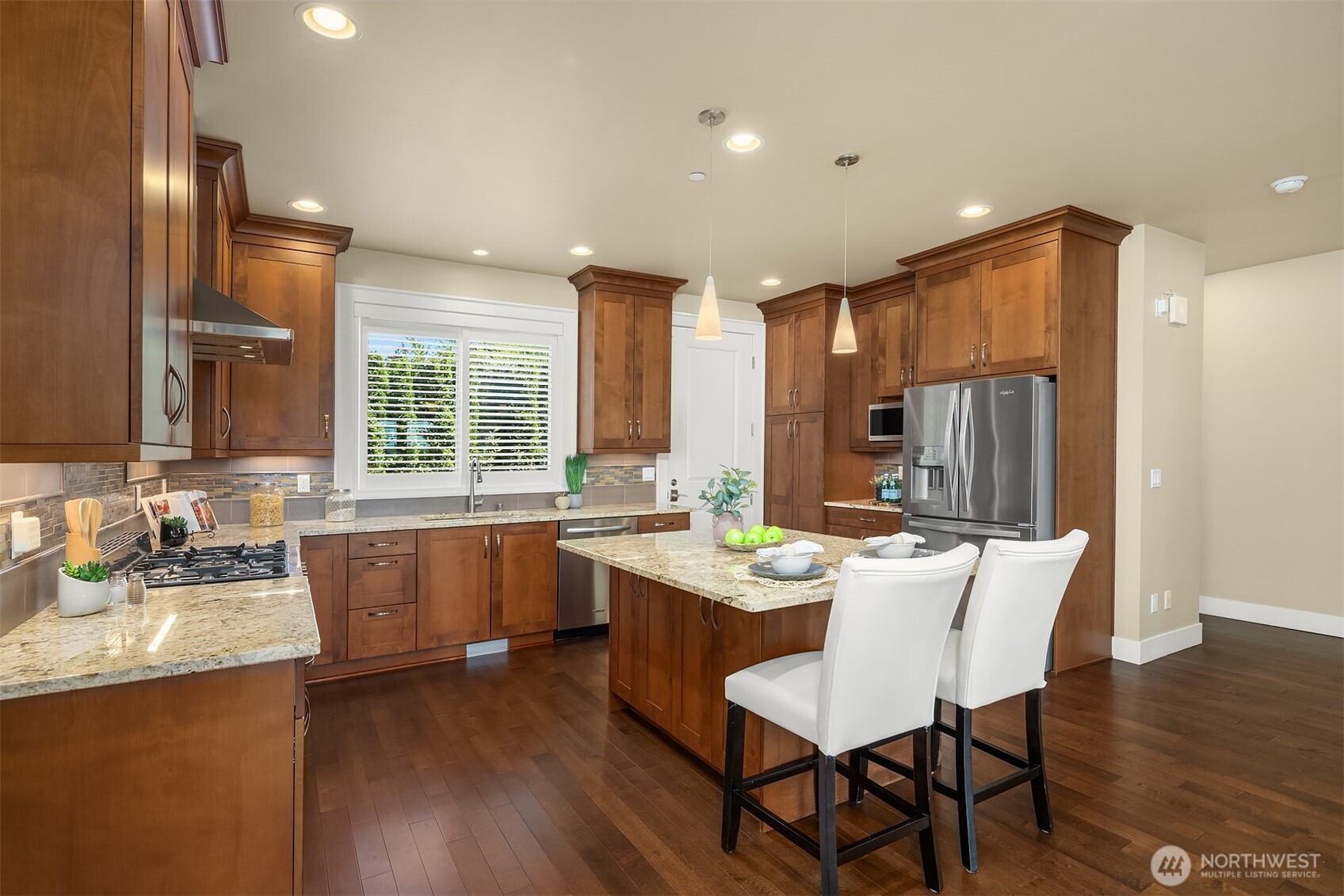 20 6th Street Property Photo 12
