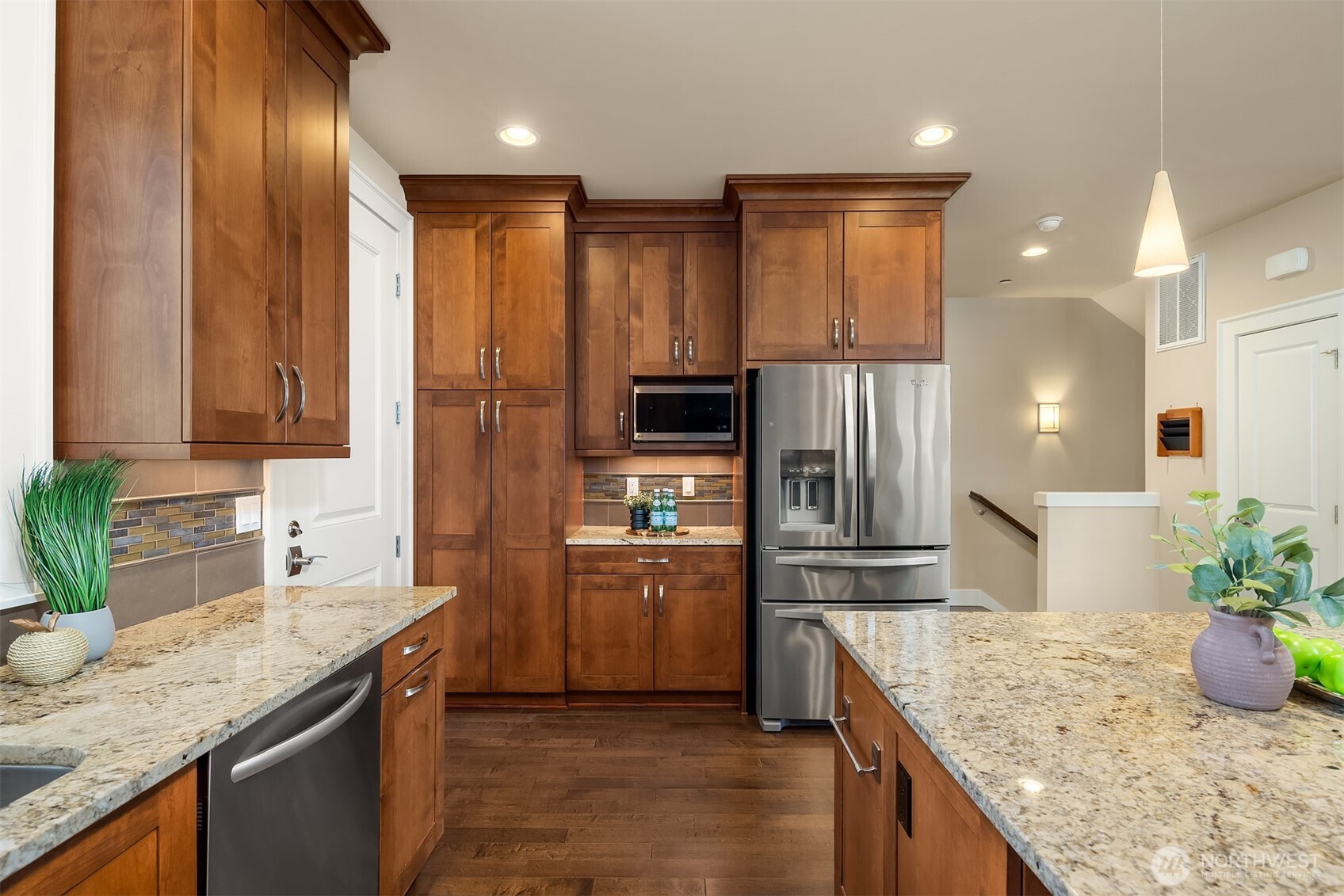 20 6th Street Property Photo 15