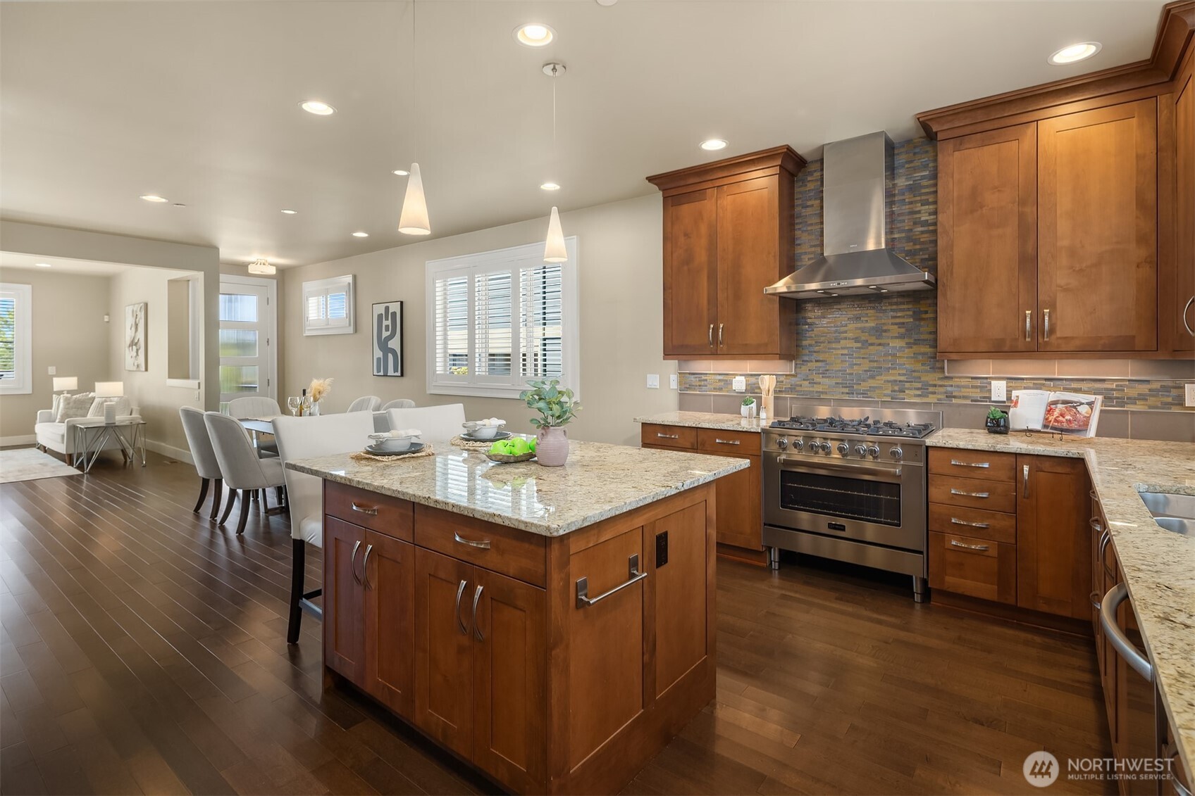 20 6th Street Property Photo 17