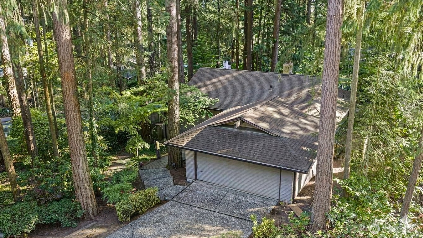 12929 Ne 25th Place Property Photo 1