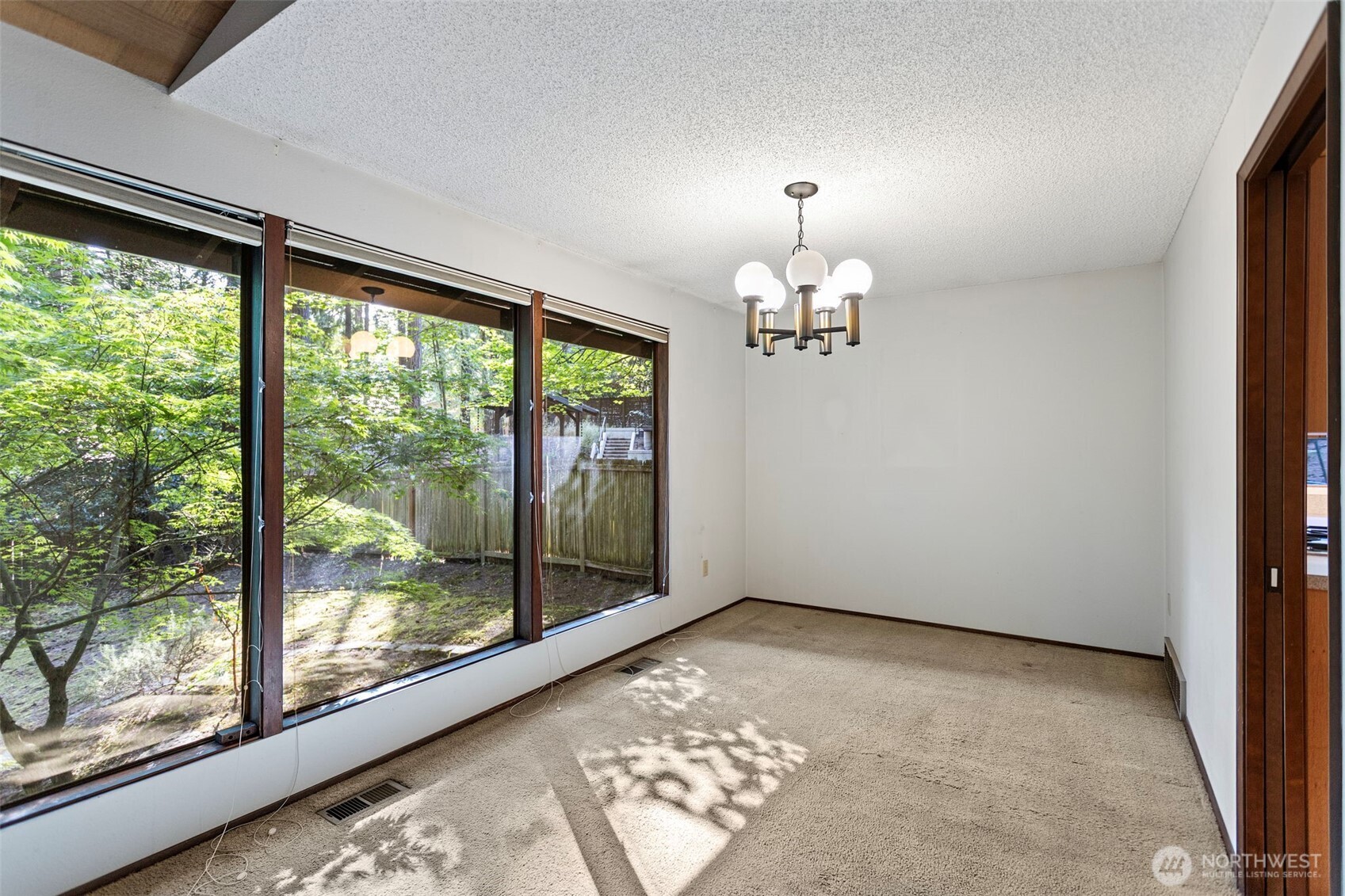 12929 Ne 25th Place Property Photo 19