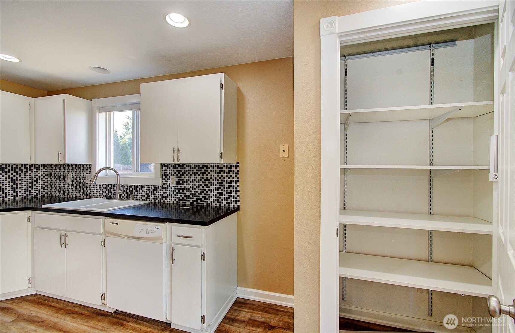 16002 Ne 74th Street Property Photo 10
