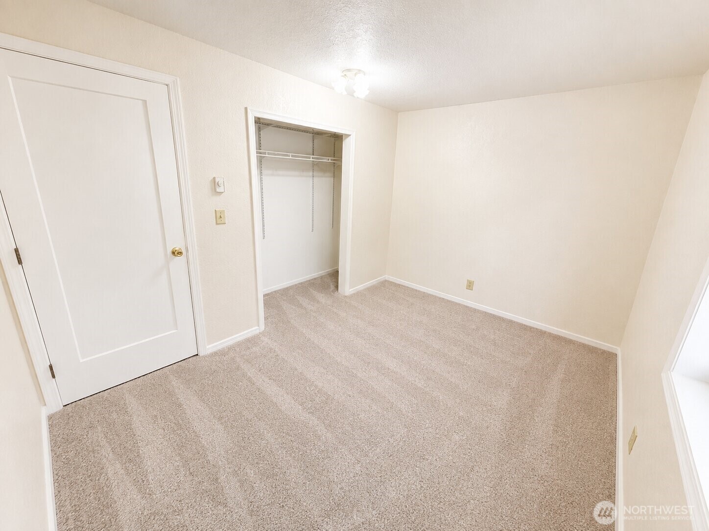 4209 37th Avenue B Property Photo 6