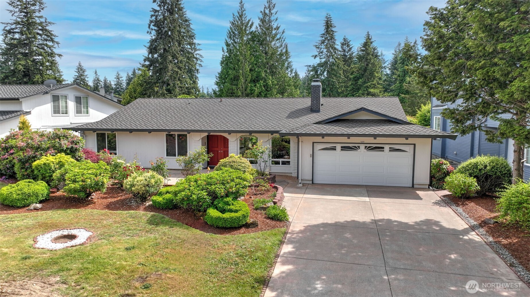 14121 Se Fairwood Boulevard Property Photo 2