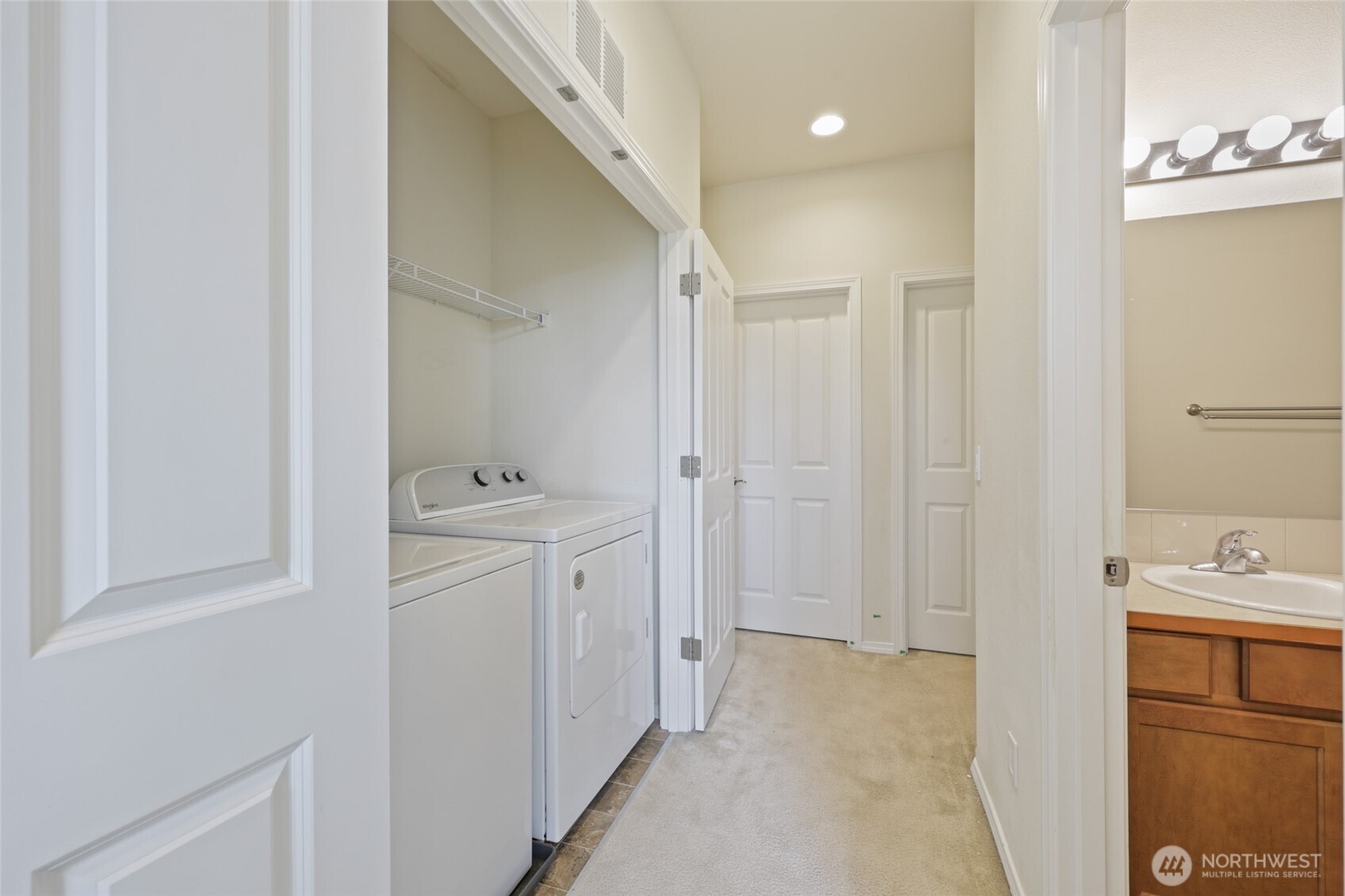 9212 Campus Glen Drive Property Photo 14