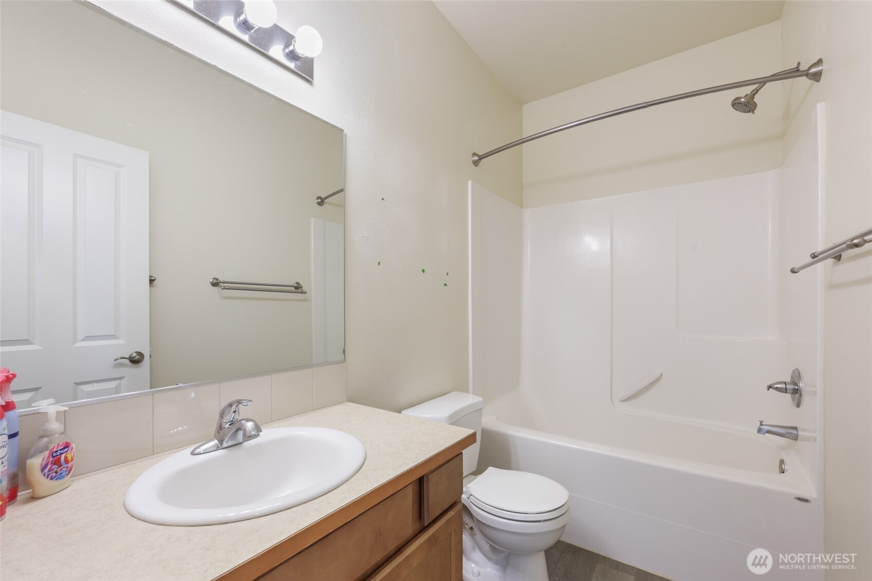 9212 Campus Glen Drive Property Photo 24