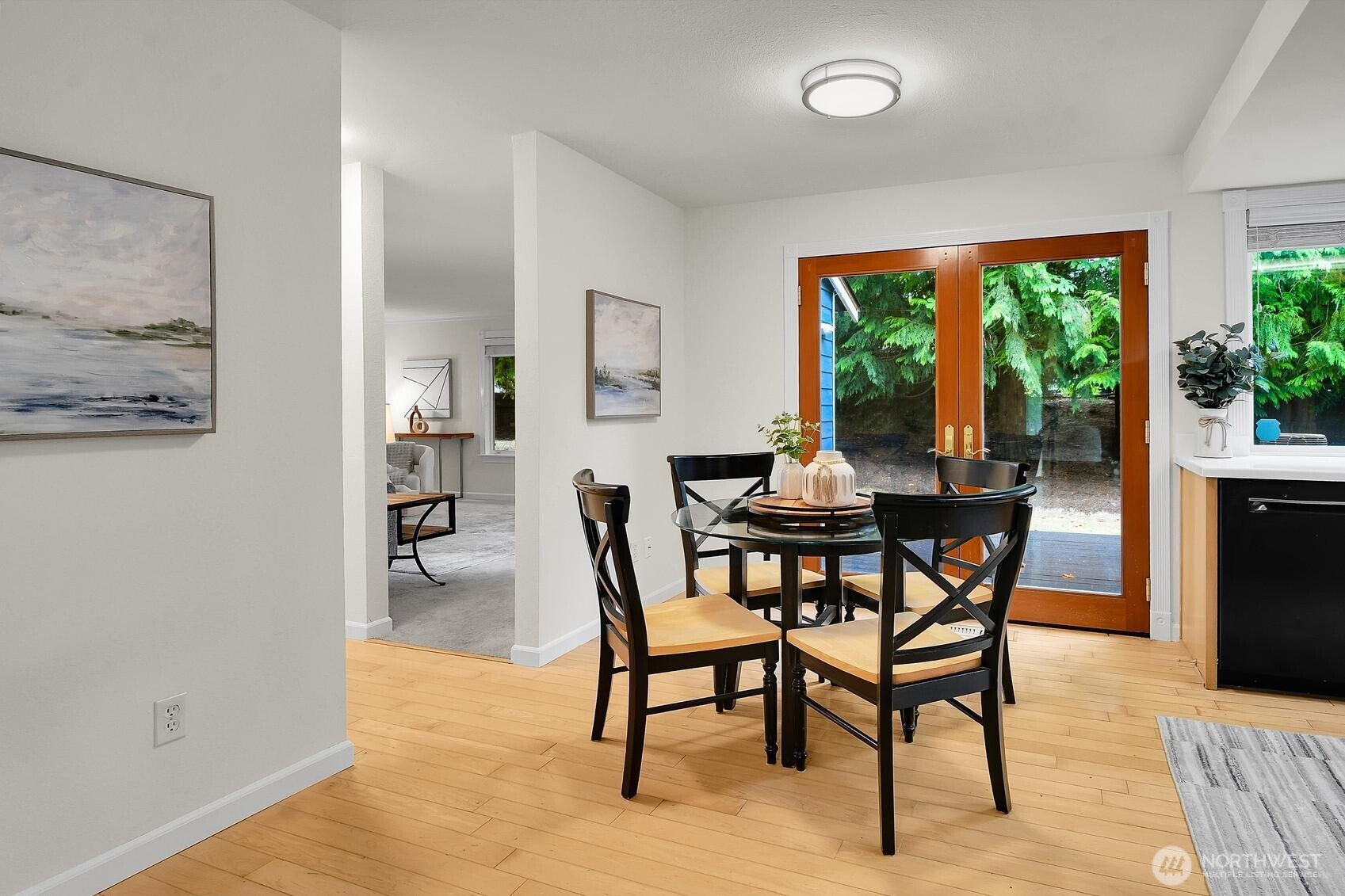 1425 172nd Place Property Photo 6