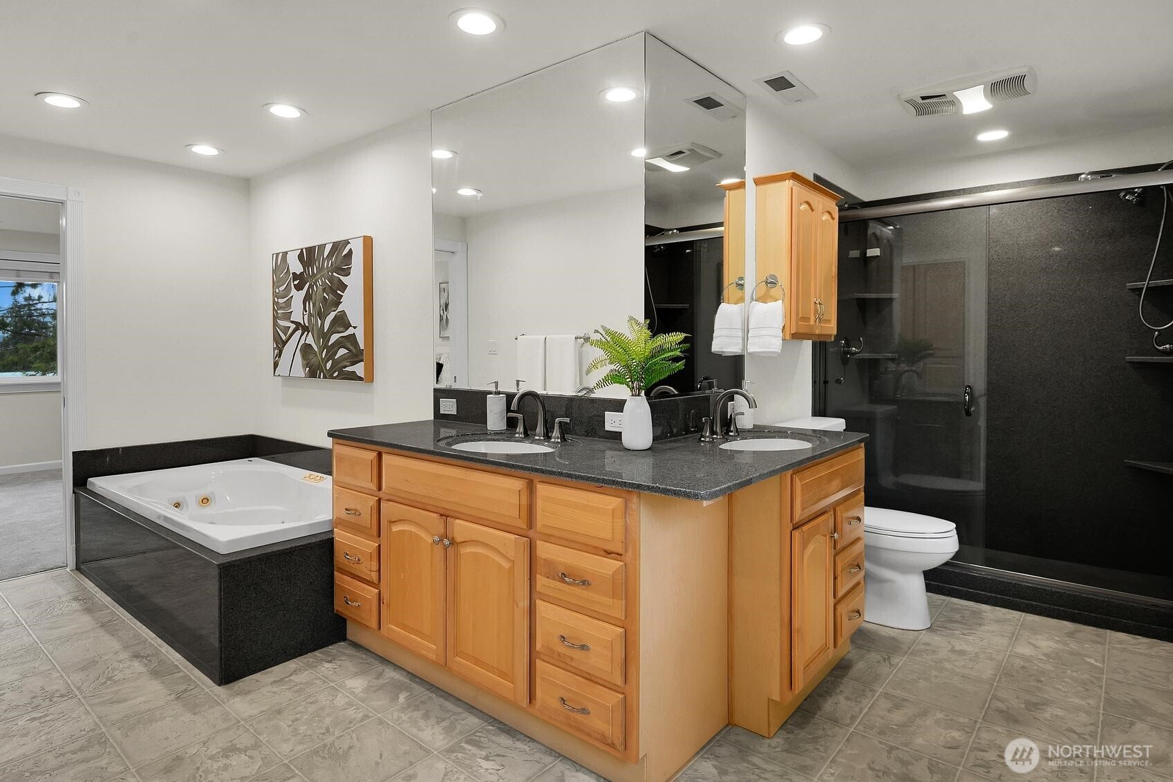 1425 172nd Place Property Photo 16