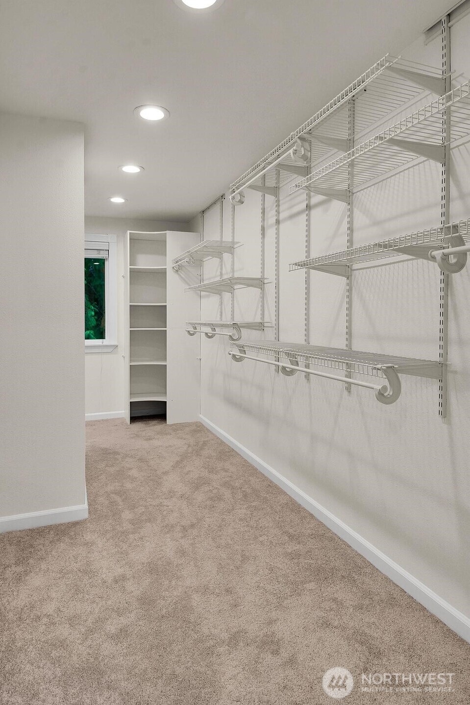 1425 172nd Place Property Photo 17
