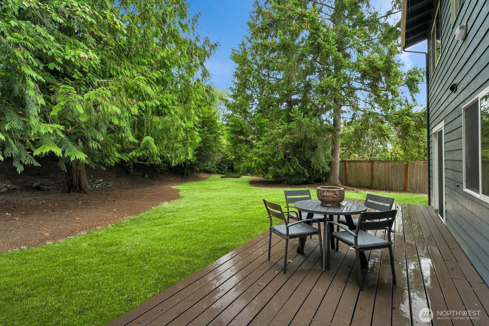 1425 172nd Place Property Photo 22