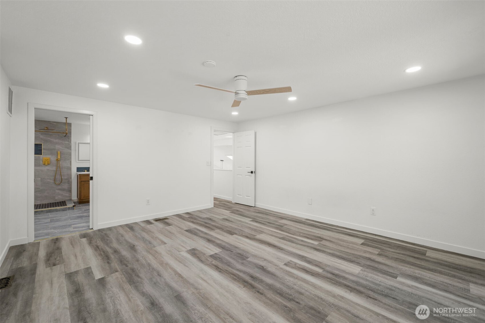 4710 229th Pl Property Photo 19