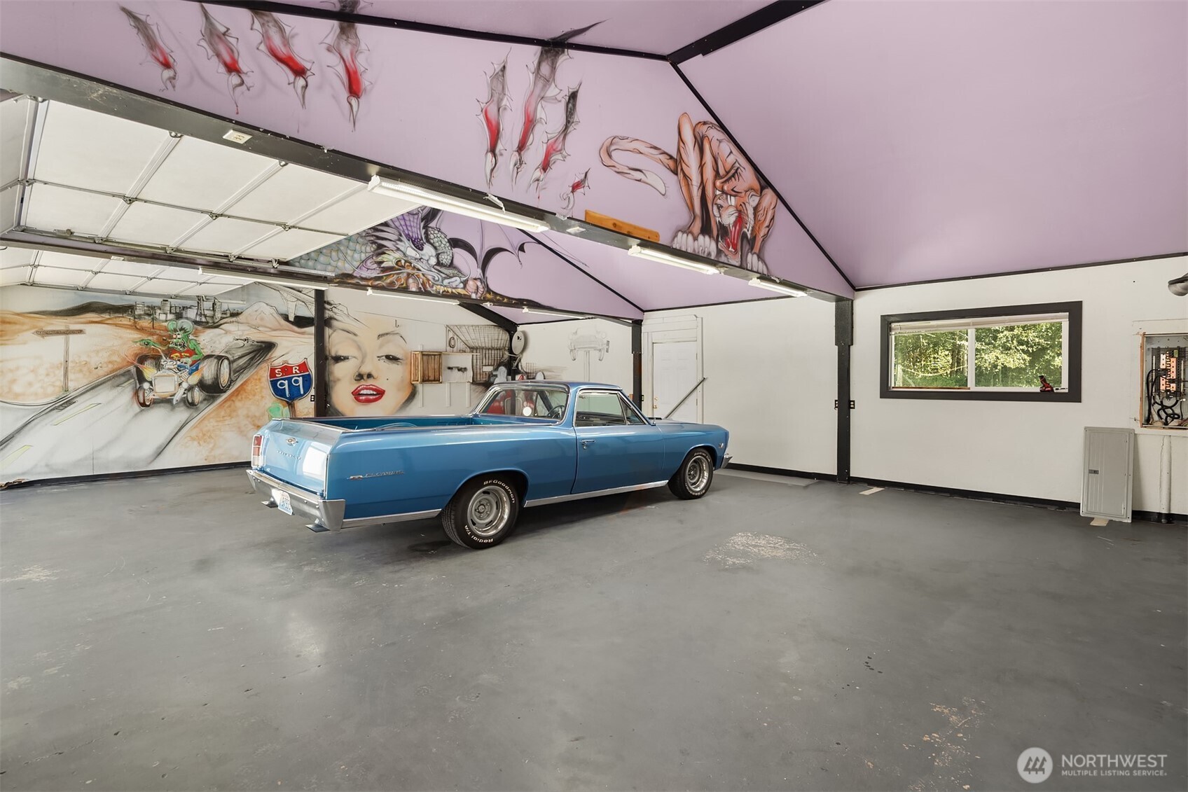 18333 Burn Road Property Photo 12
