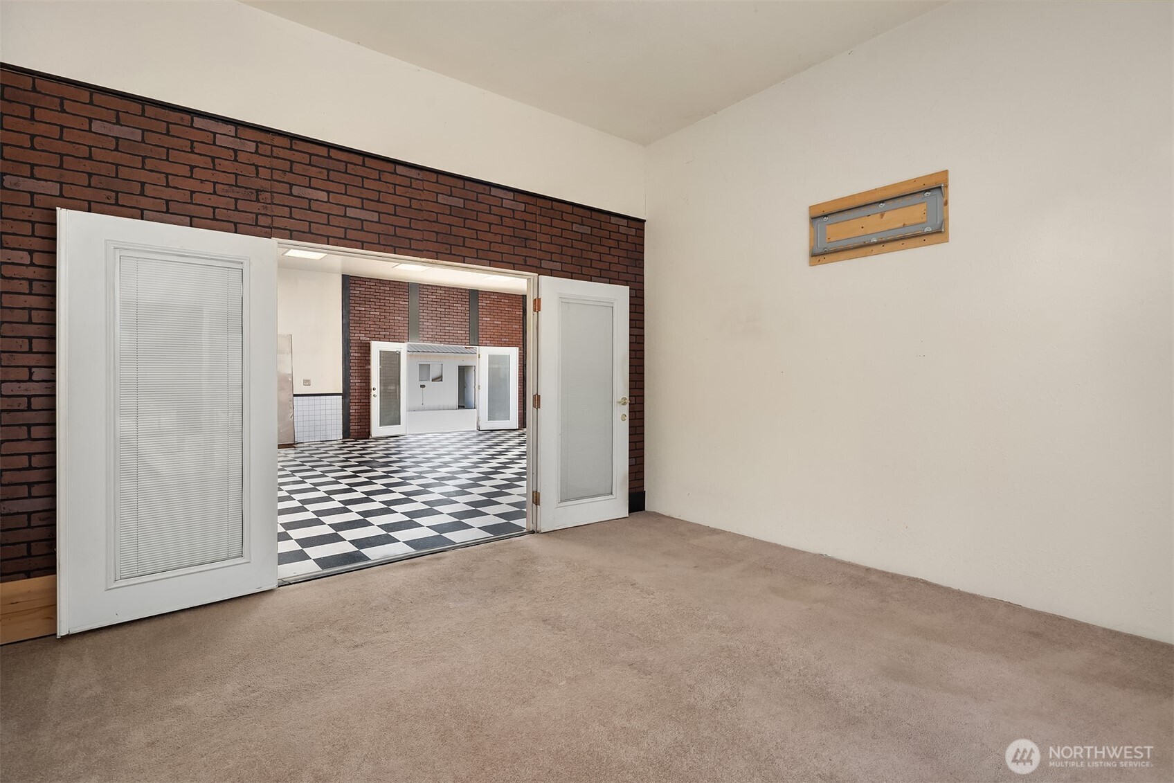 18333 Burn Road Property Photo 23
