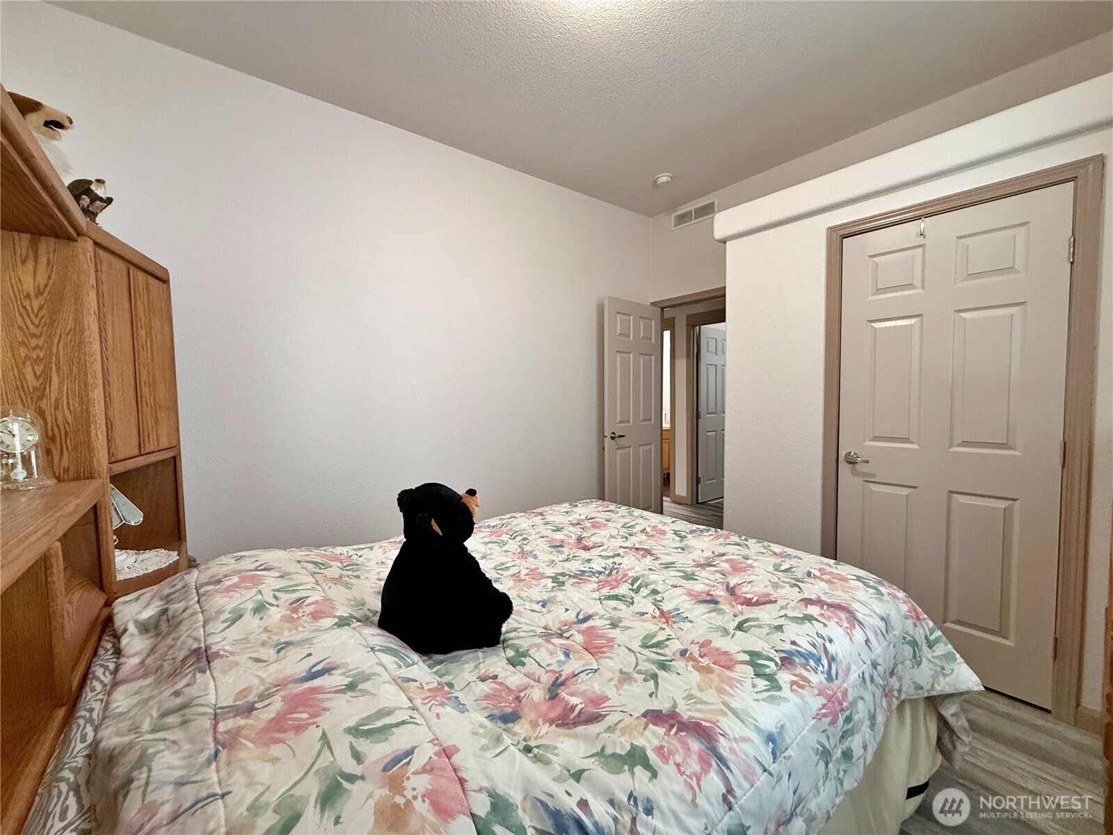 135 River Way Property Photo 18