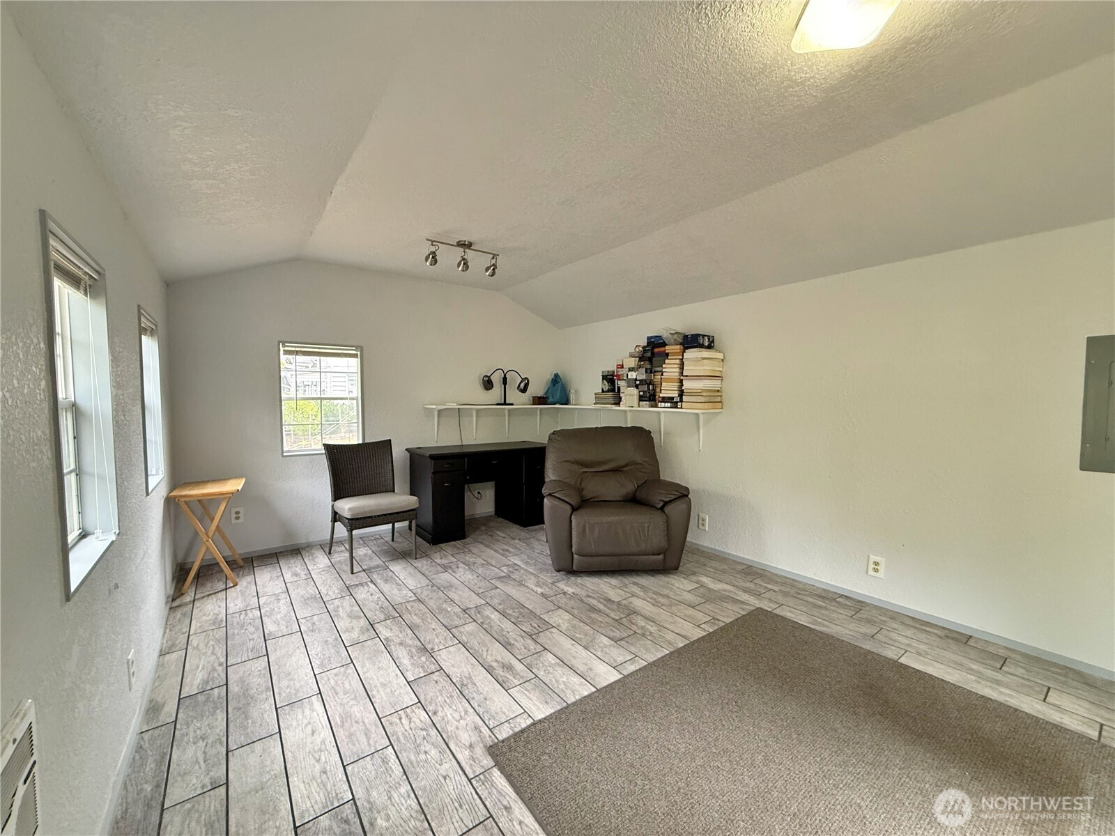 135 River Way Property Photo 24