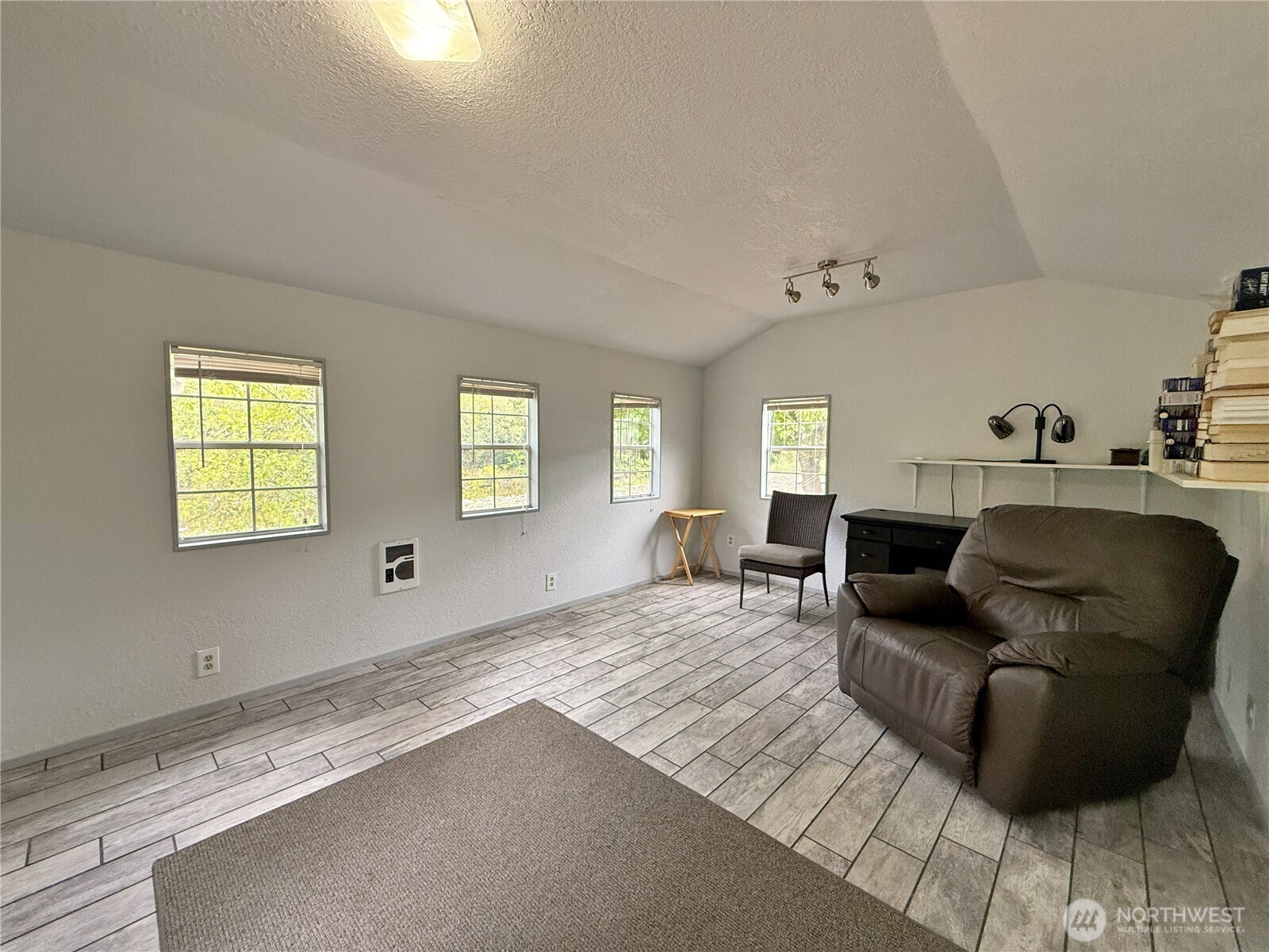 135 River Way Property Photo 25