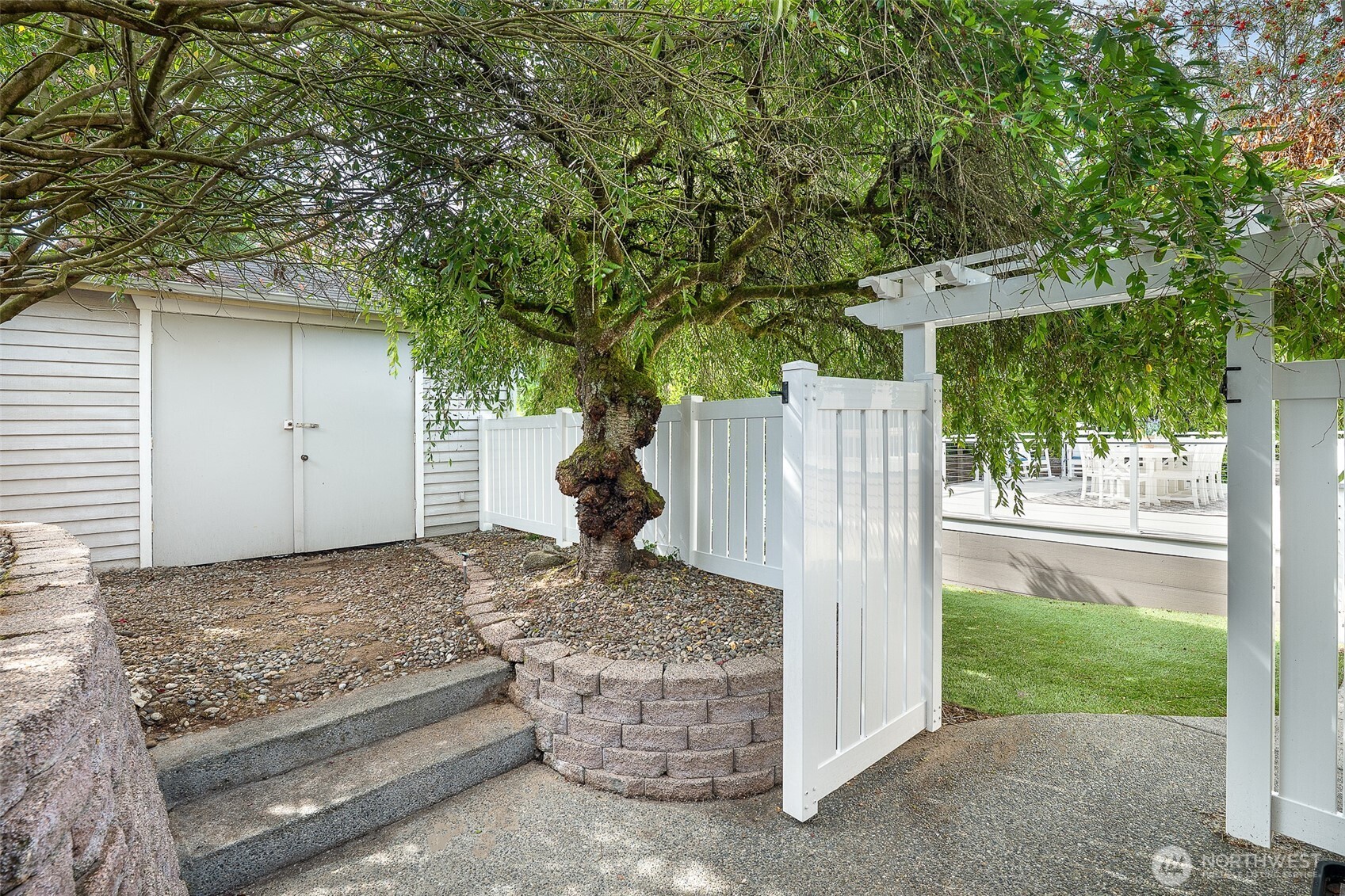 4115 Sw Kenyon Street Property Photo 38
