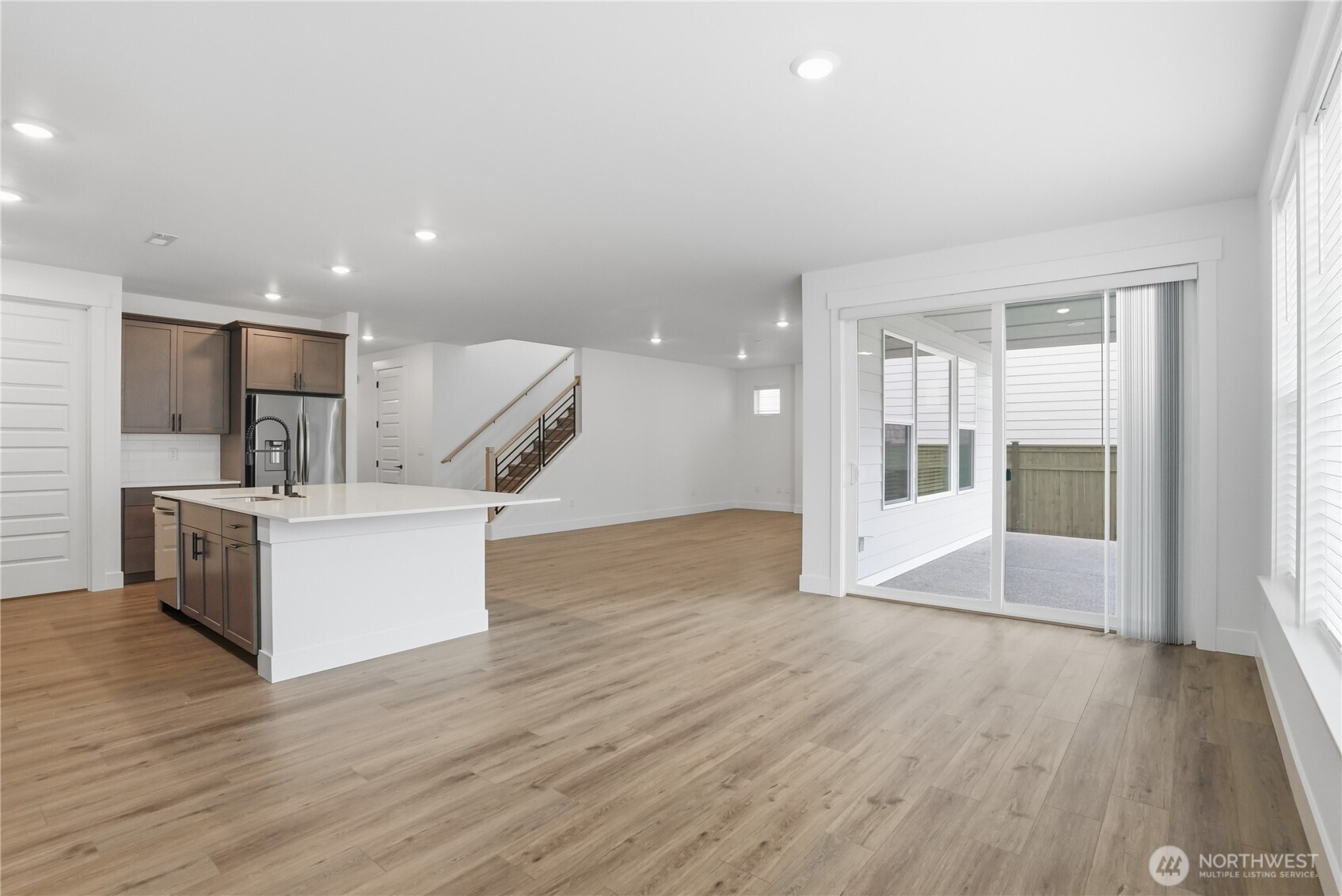22874 Se Shore Street Property Photo 7
