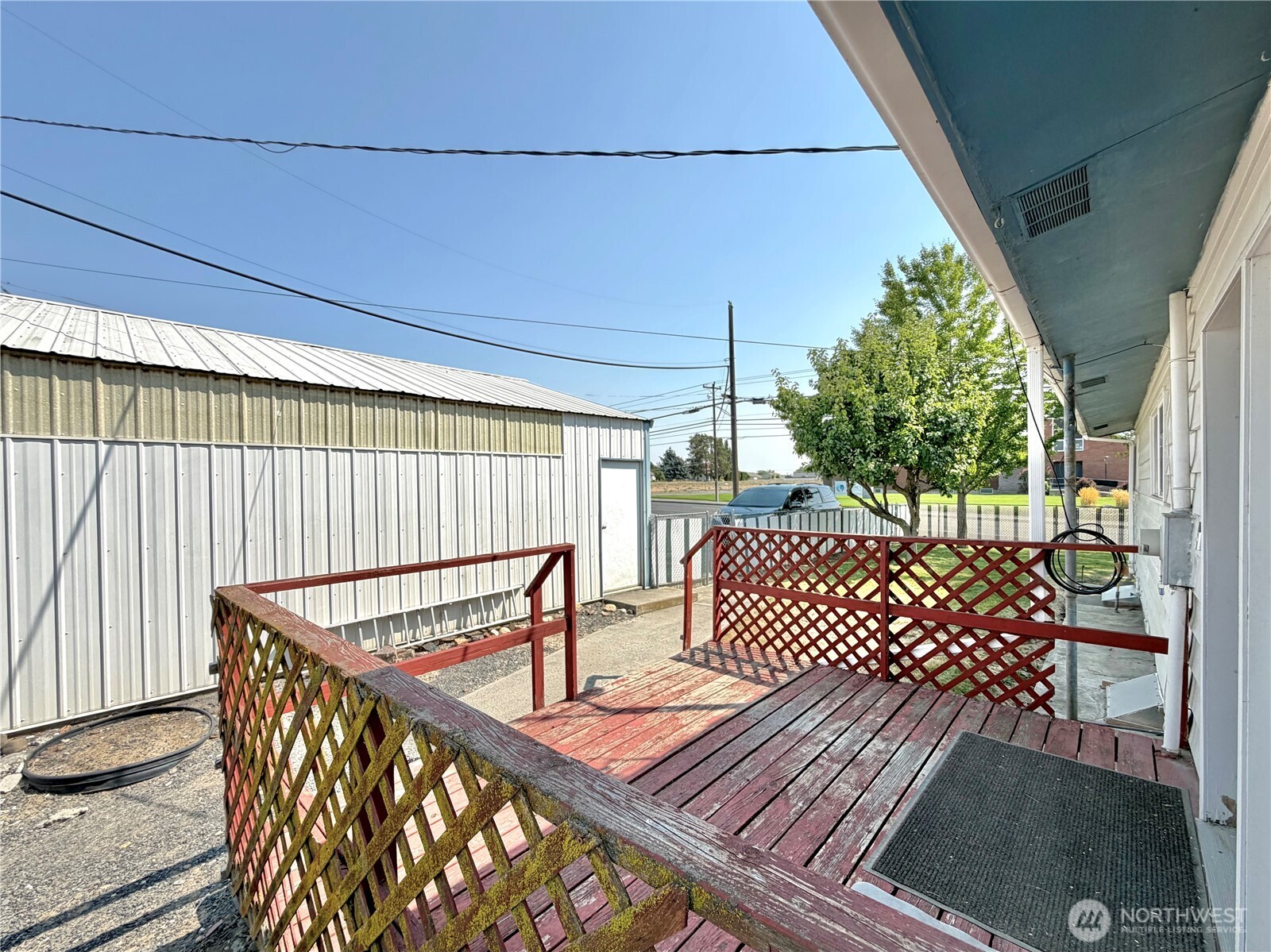 1241 S Skyline Drive Property Photo 7