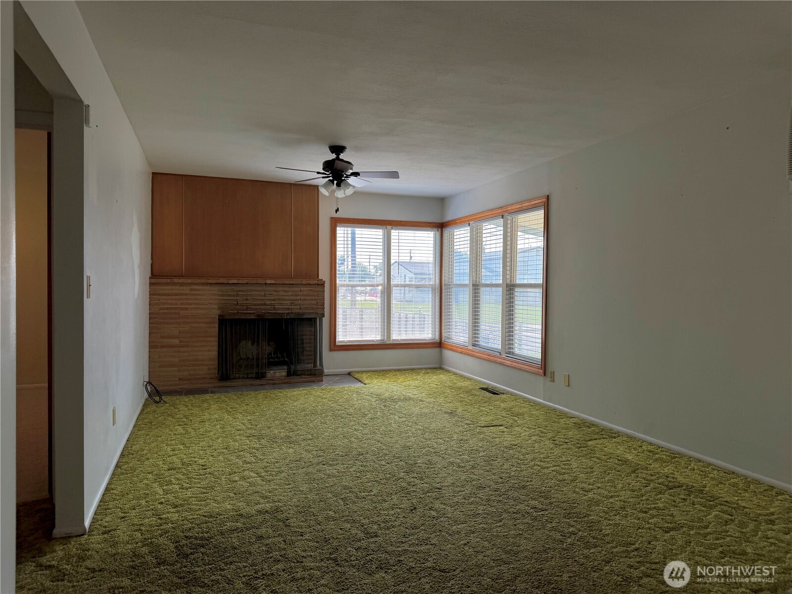 1241 S Skyline Drive Property Photo 10